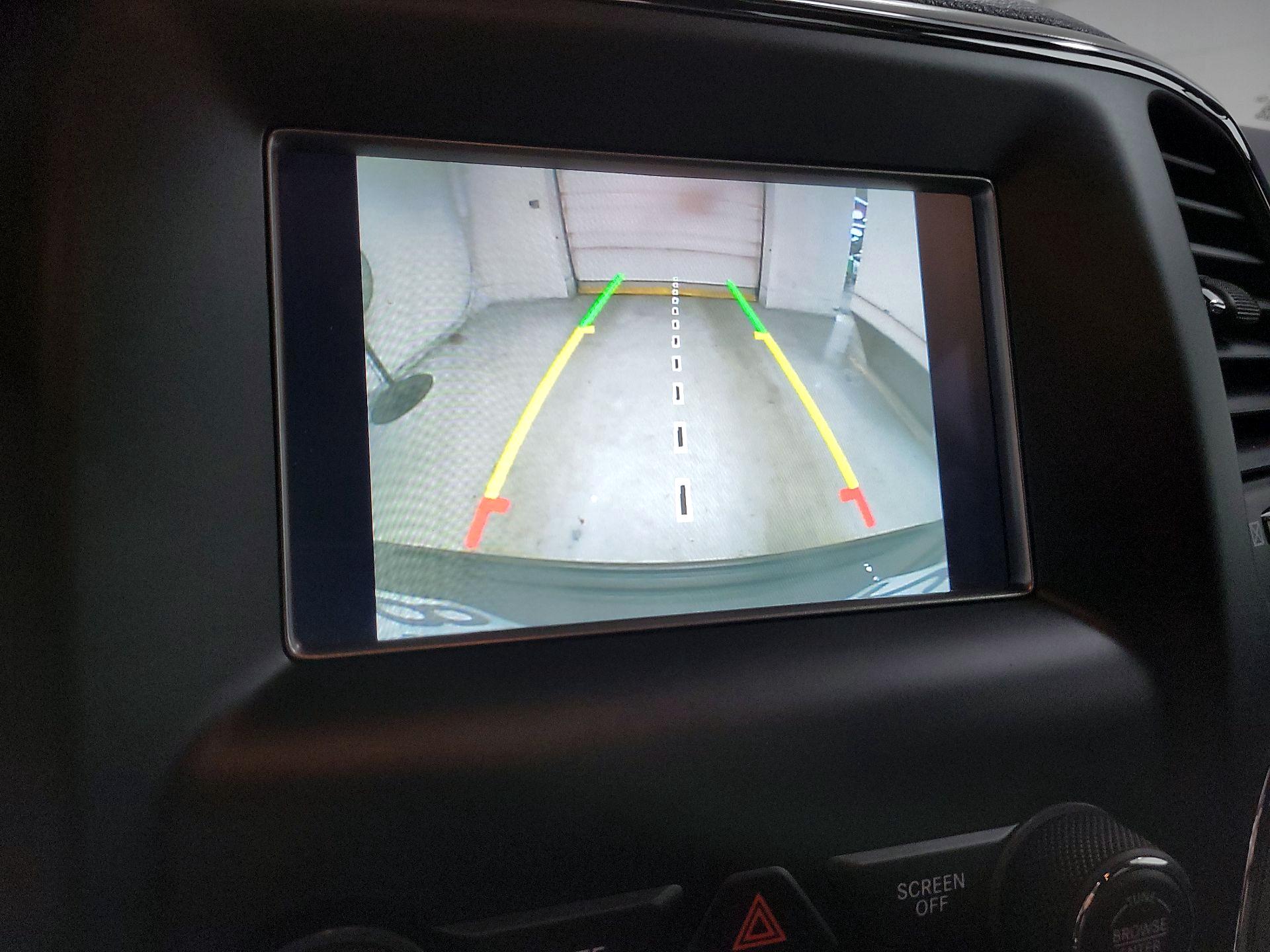 Thumbnail: 2021 Jeep Grand Cherokee - 14