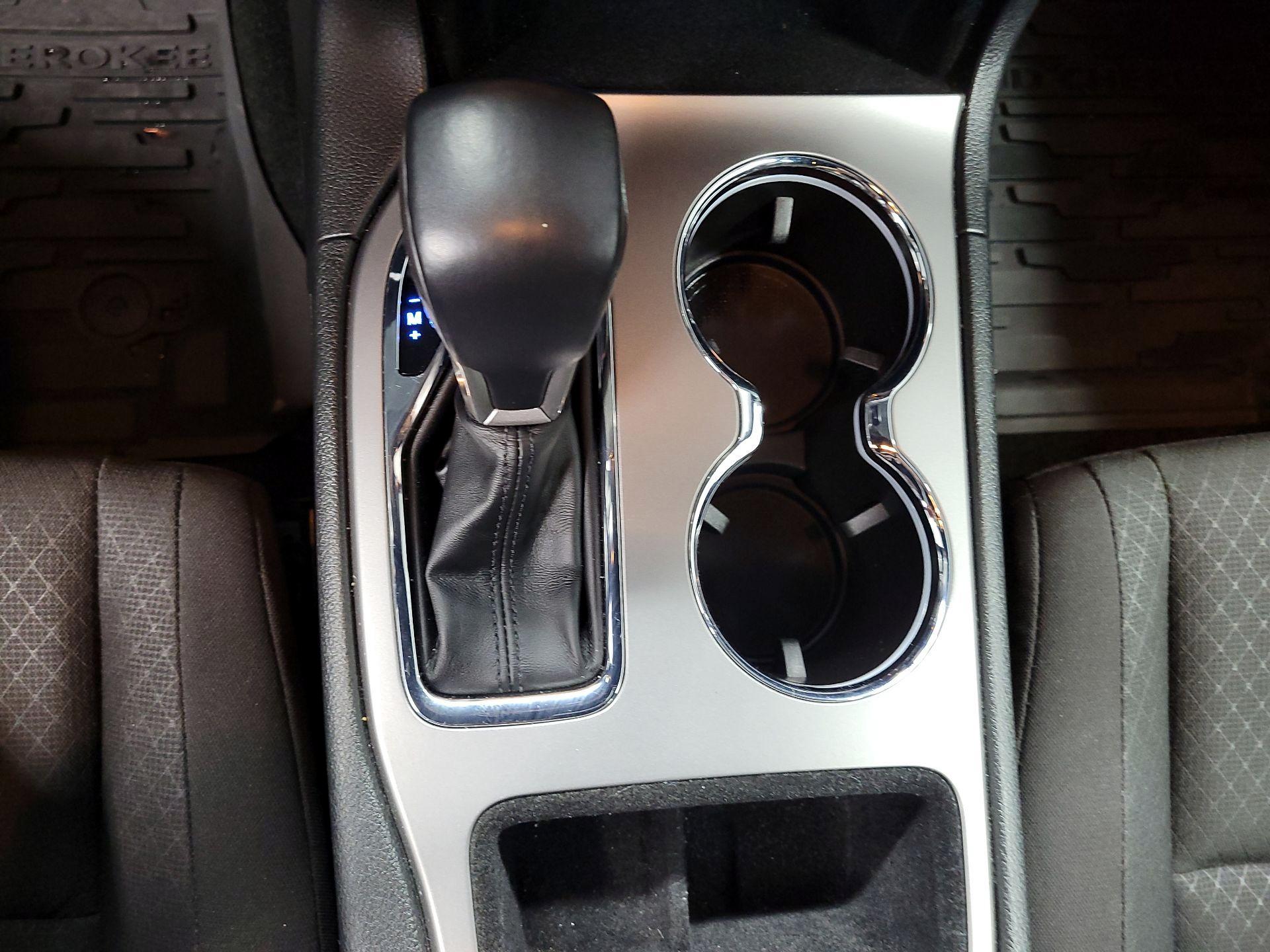 Thumbnail: 2021 Jeep Grand Cherokee - 17