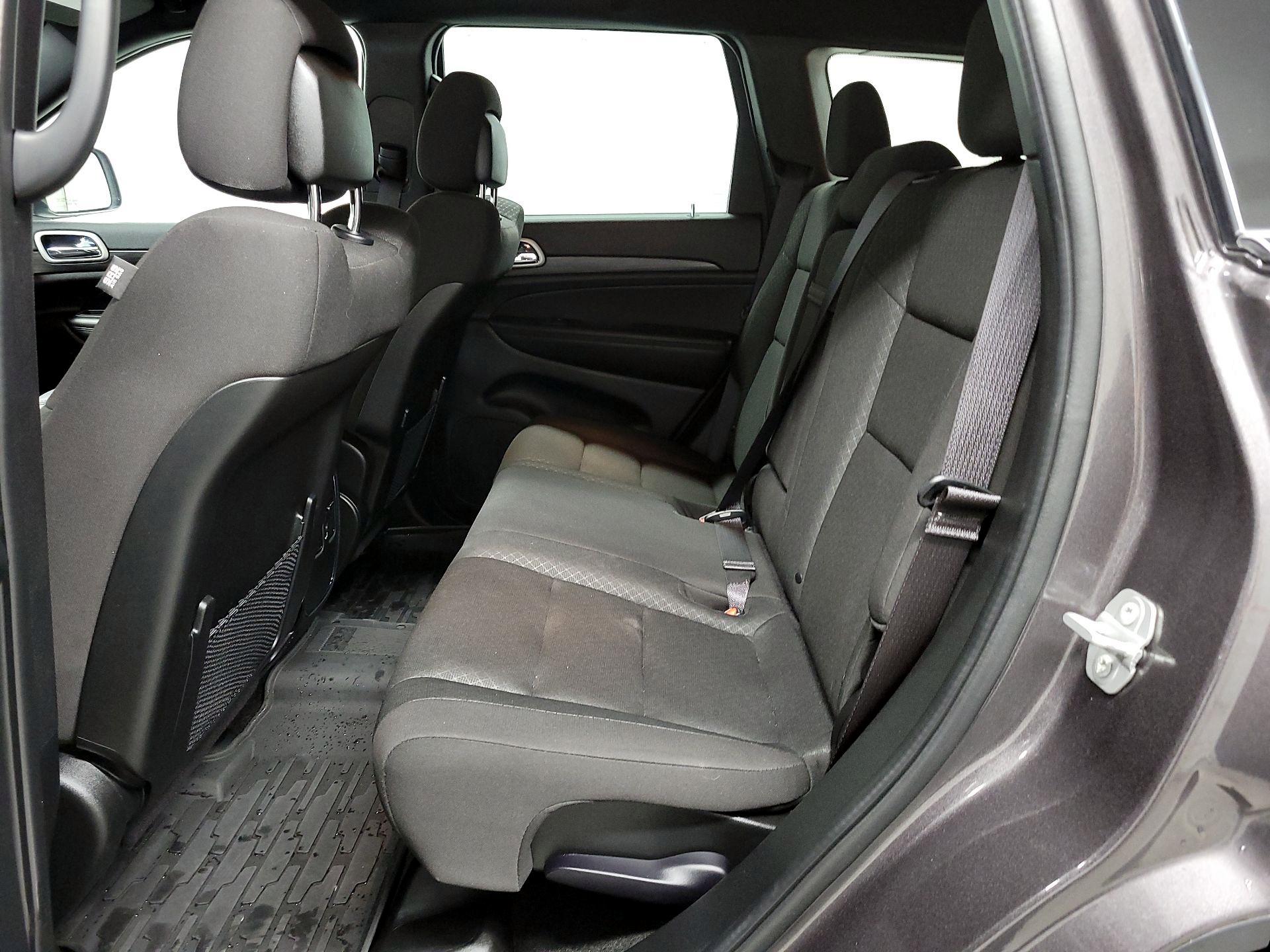 Thumbnail: 2021 Jeep Grand Cherokee - 19