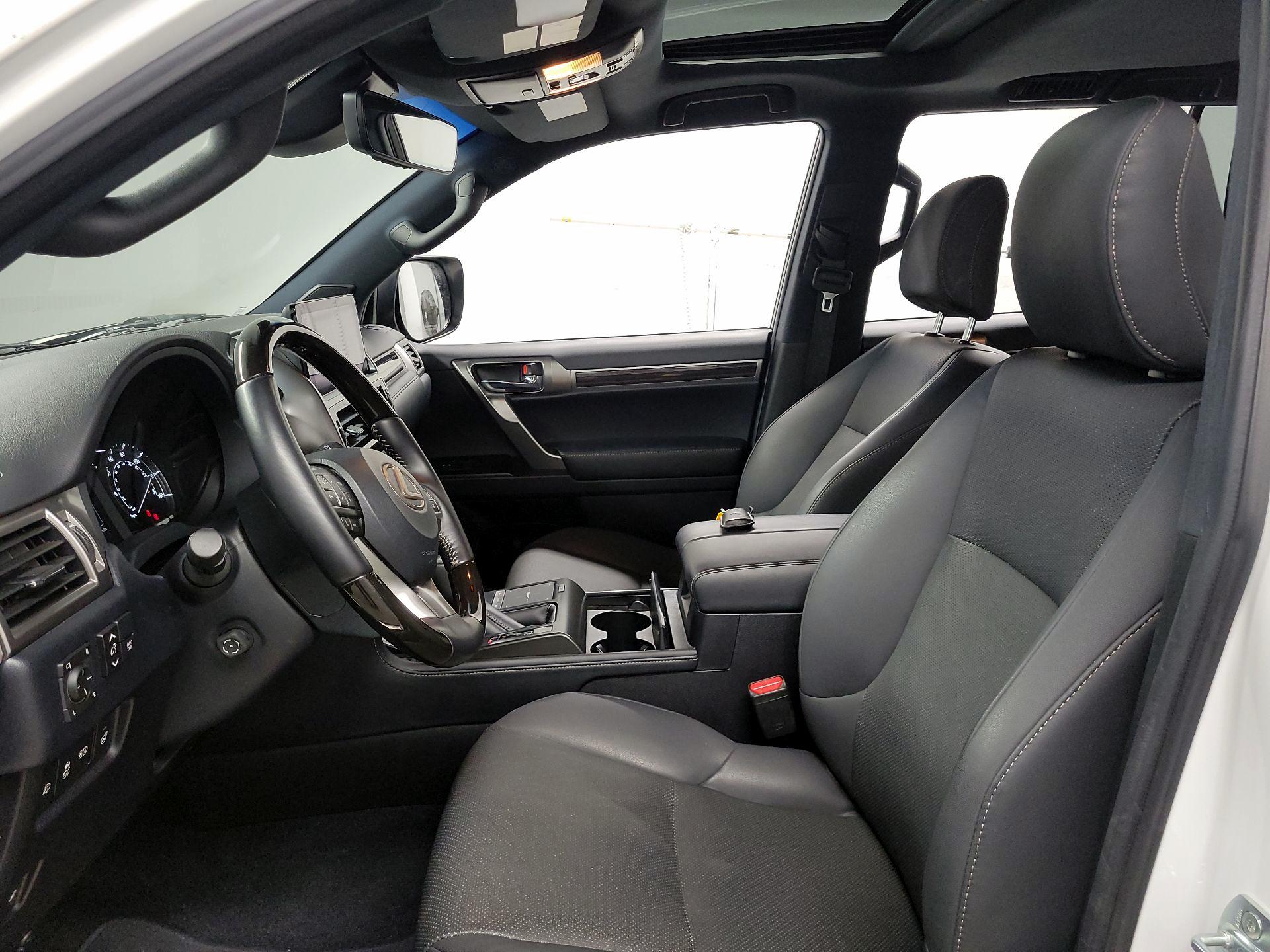 Thumbnail: 2023 Lexus GX - 11