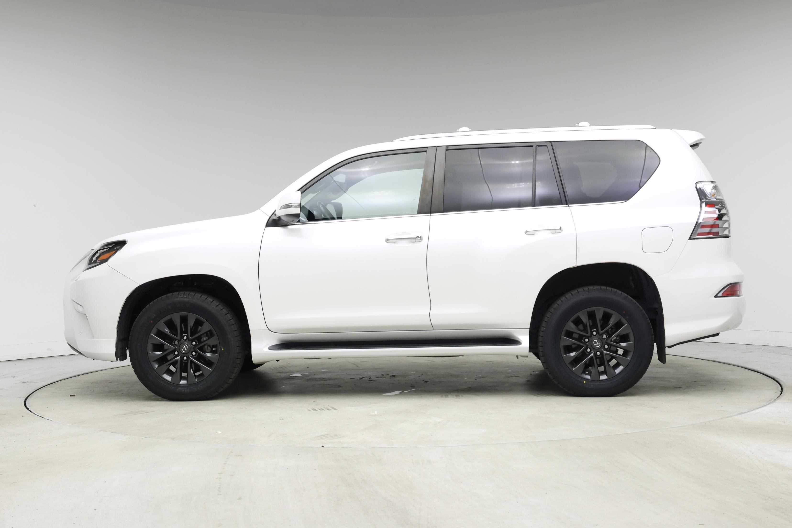 Thumbnail: 2023 Lexus GX - 3