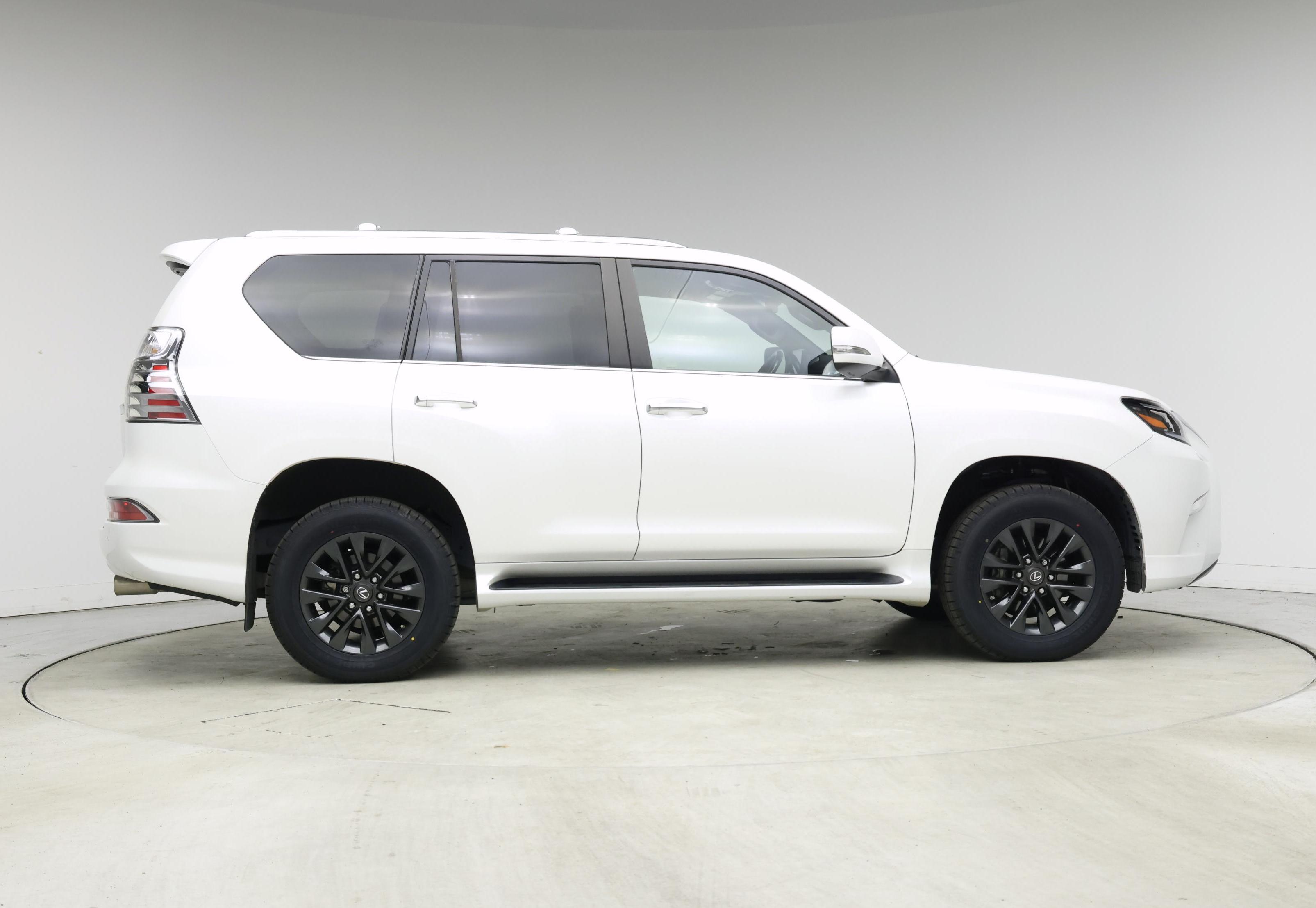 Thumbnail: 2023 Lexus GX - 7