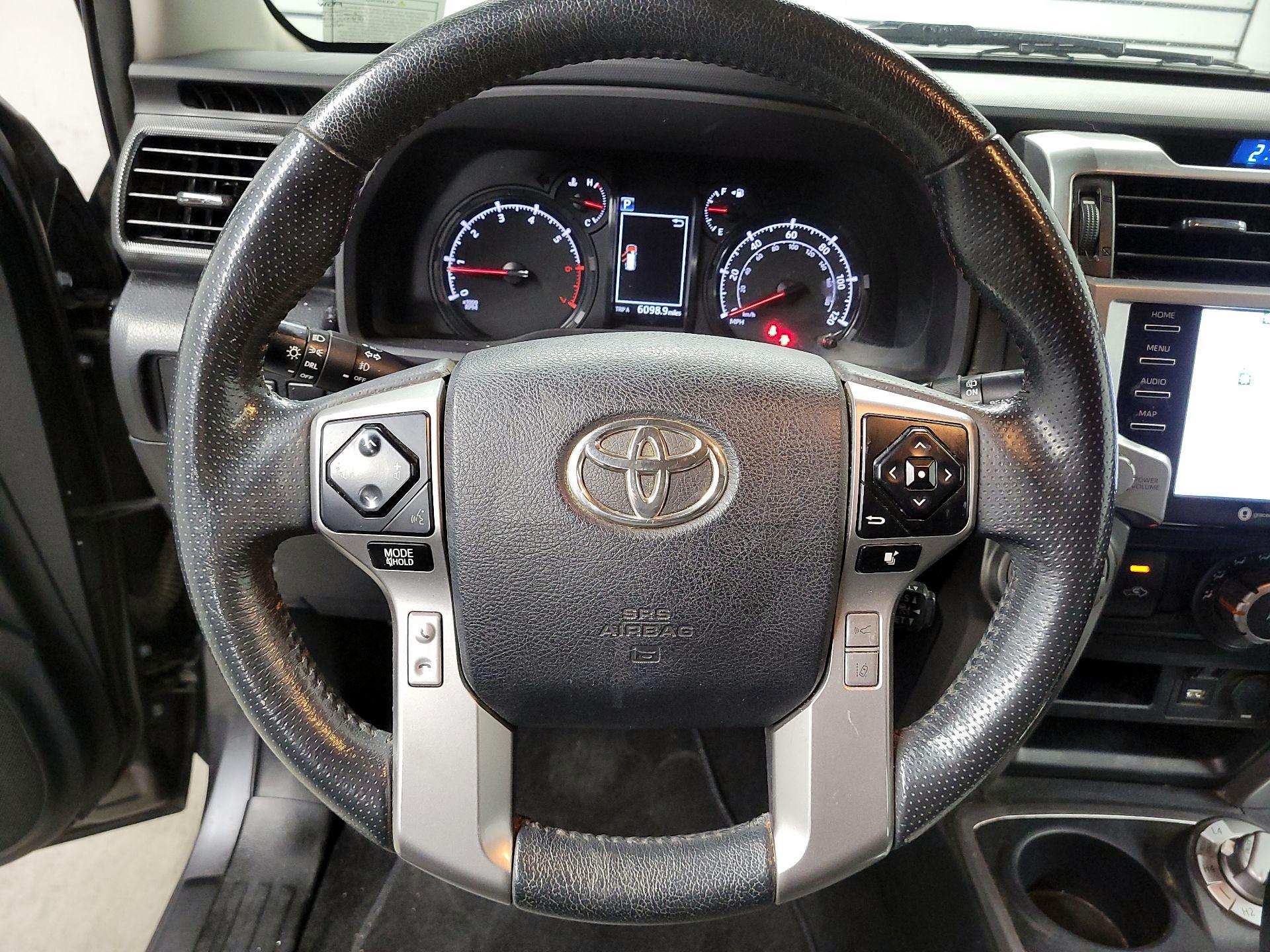 Thumbnail: 2021 Toyota 4Runner - 10