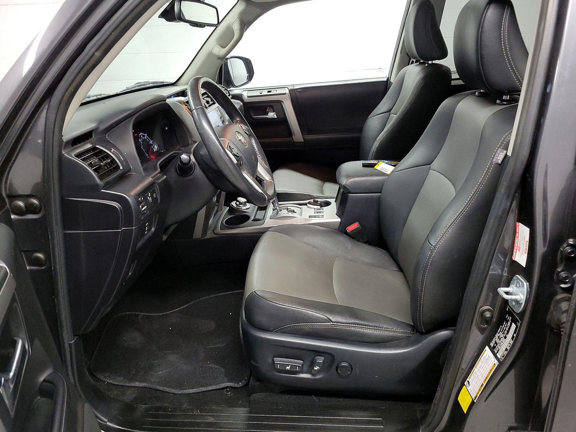 Thumbnail: 2021 Toyota 4Runner - 11