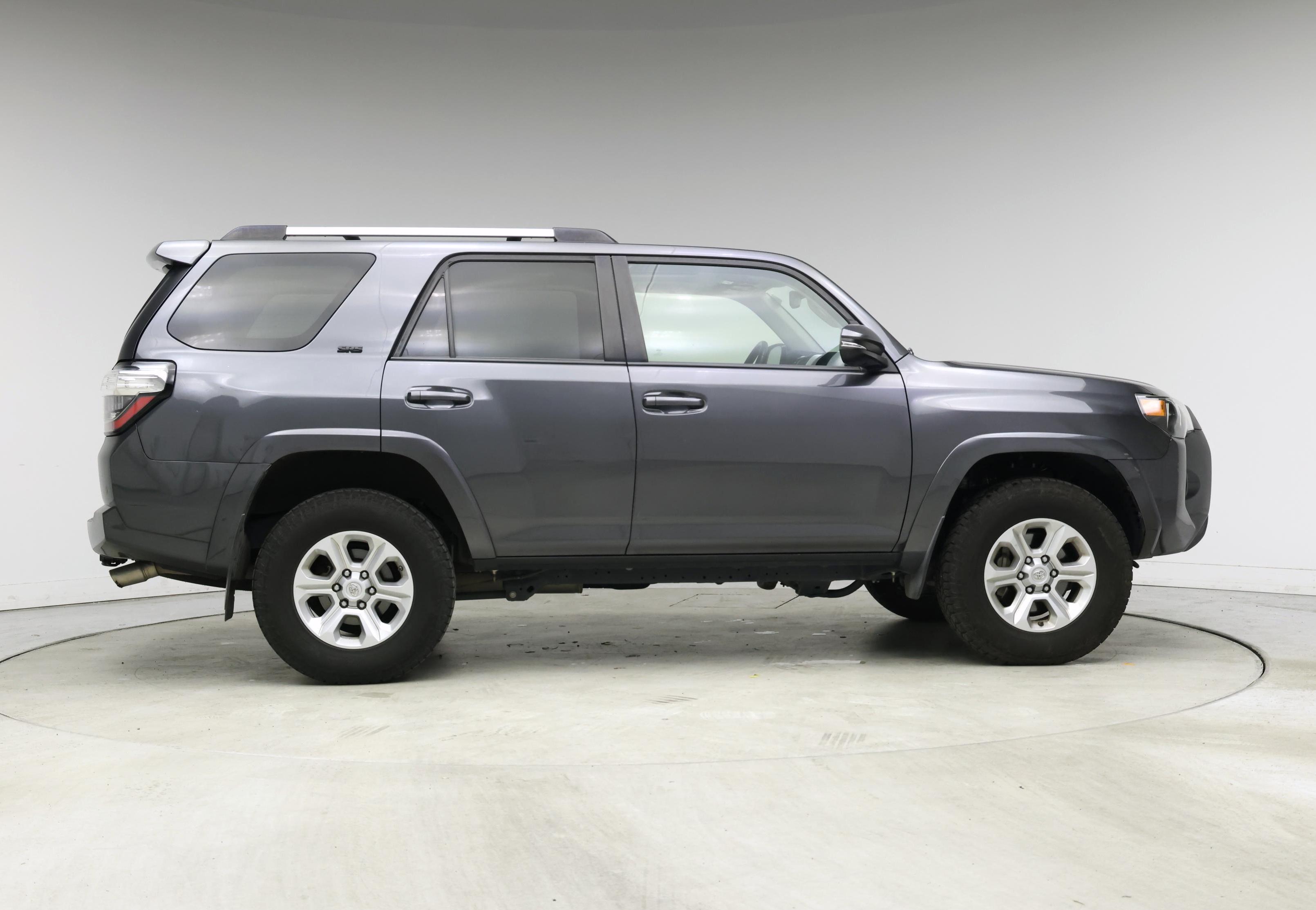 Thumbnail: 2021 Toyota 4Runner - 7