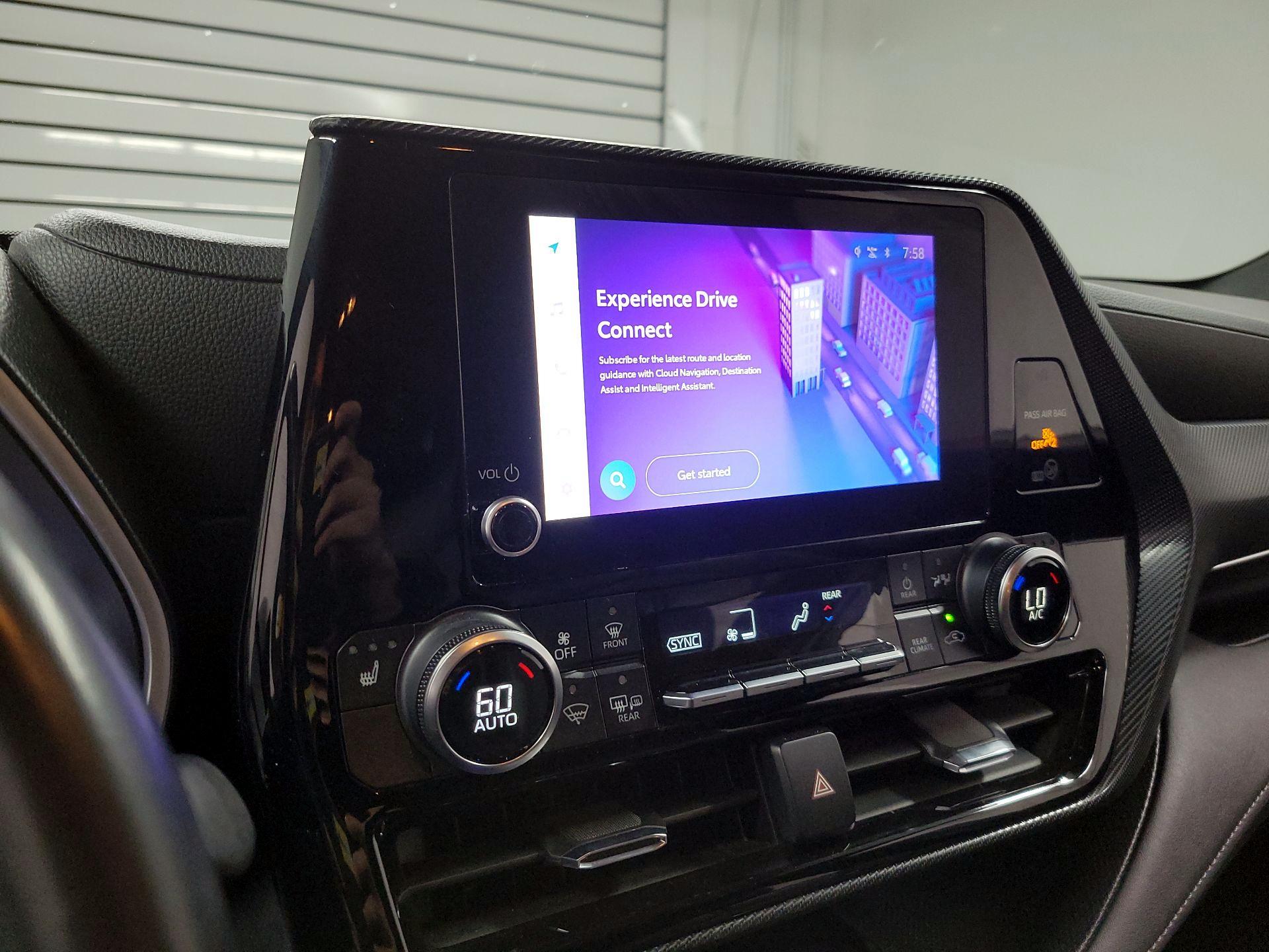 Thumbnail: 2023 Toyota Highlander - 15