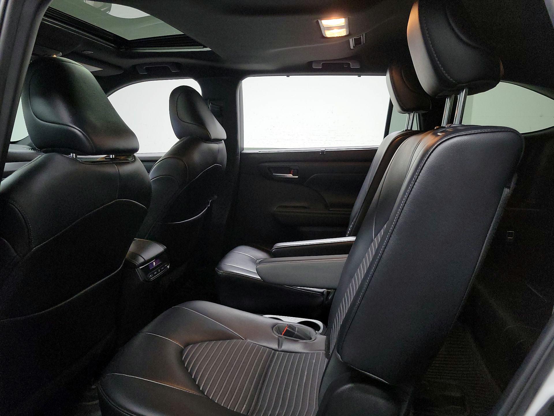 Thumbnail: 2023 Toyota Highlander - 19