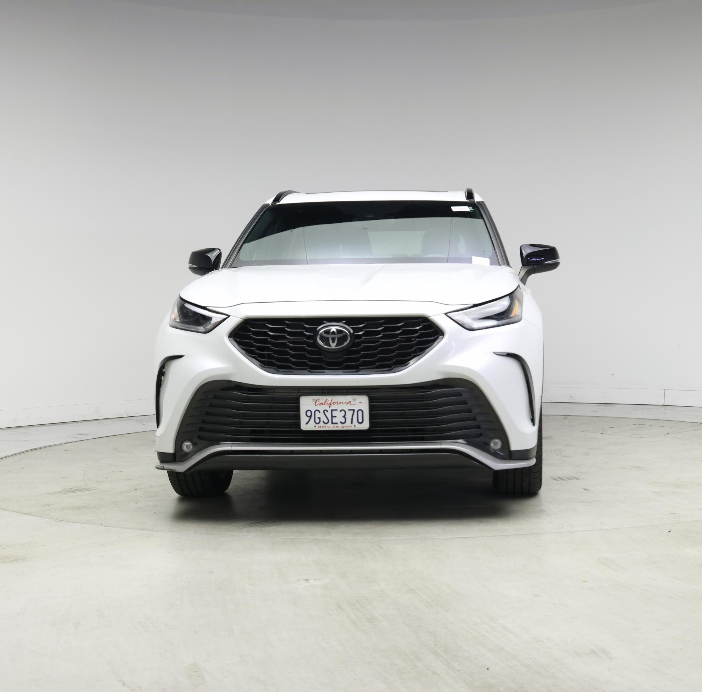 Thumbnail: 2023 Toyota Highlander - 5