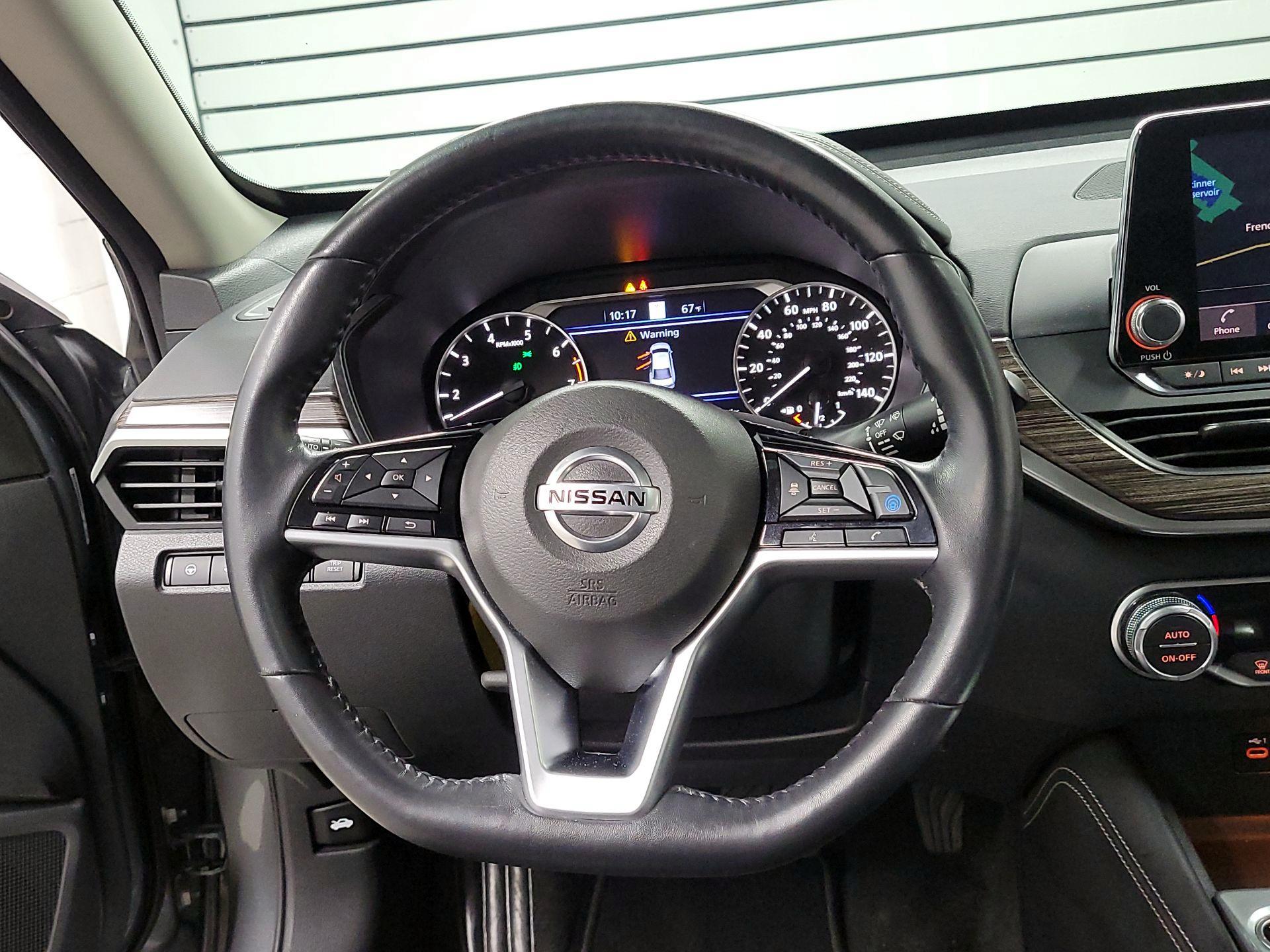 Thumbnail: 2019 Nissan Altima - 10