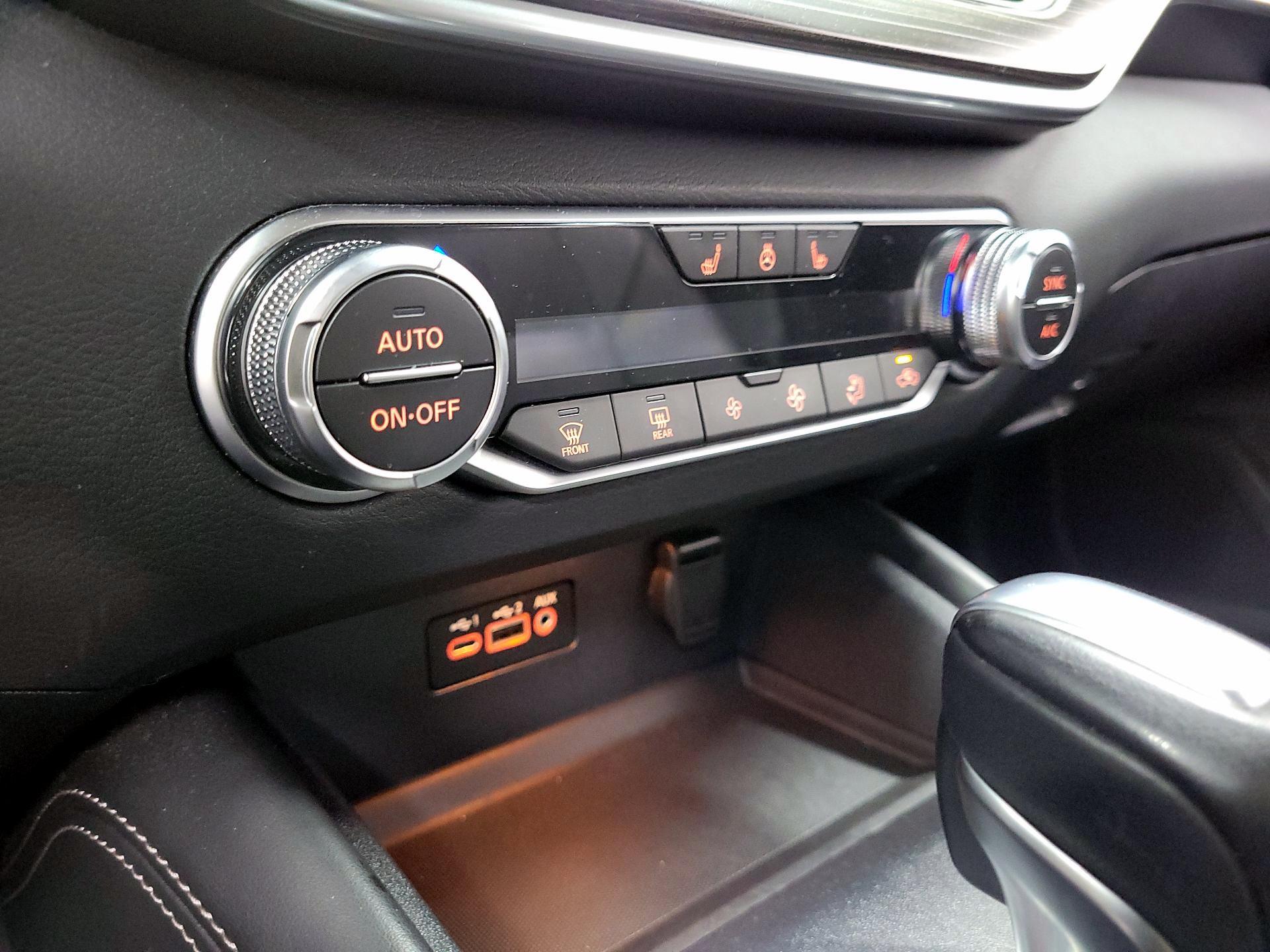 Thumbnail: 2019 Nissan Altima - 17