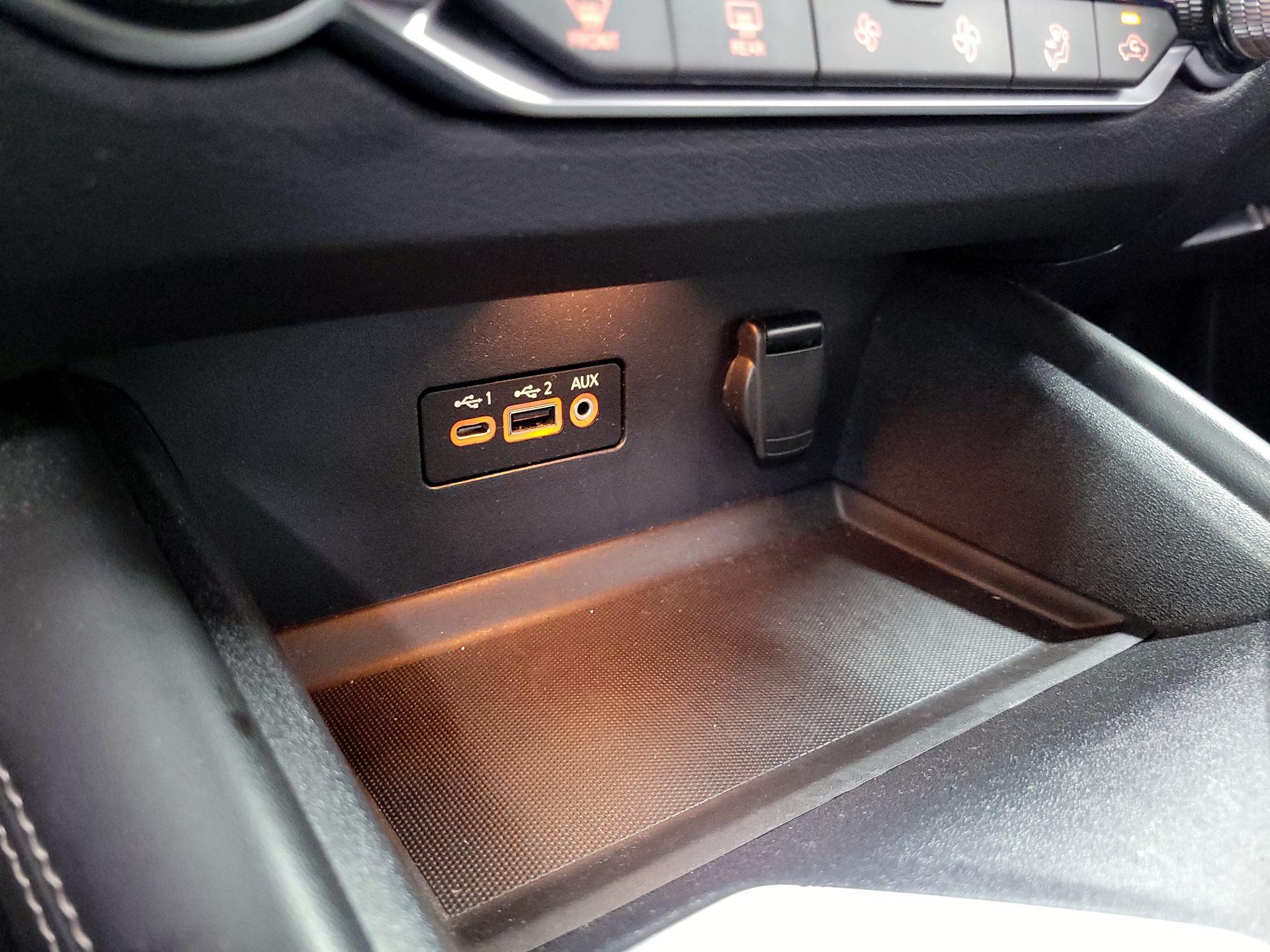 Thumbnail: 2019 Nissan Altima - 19