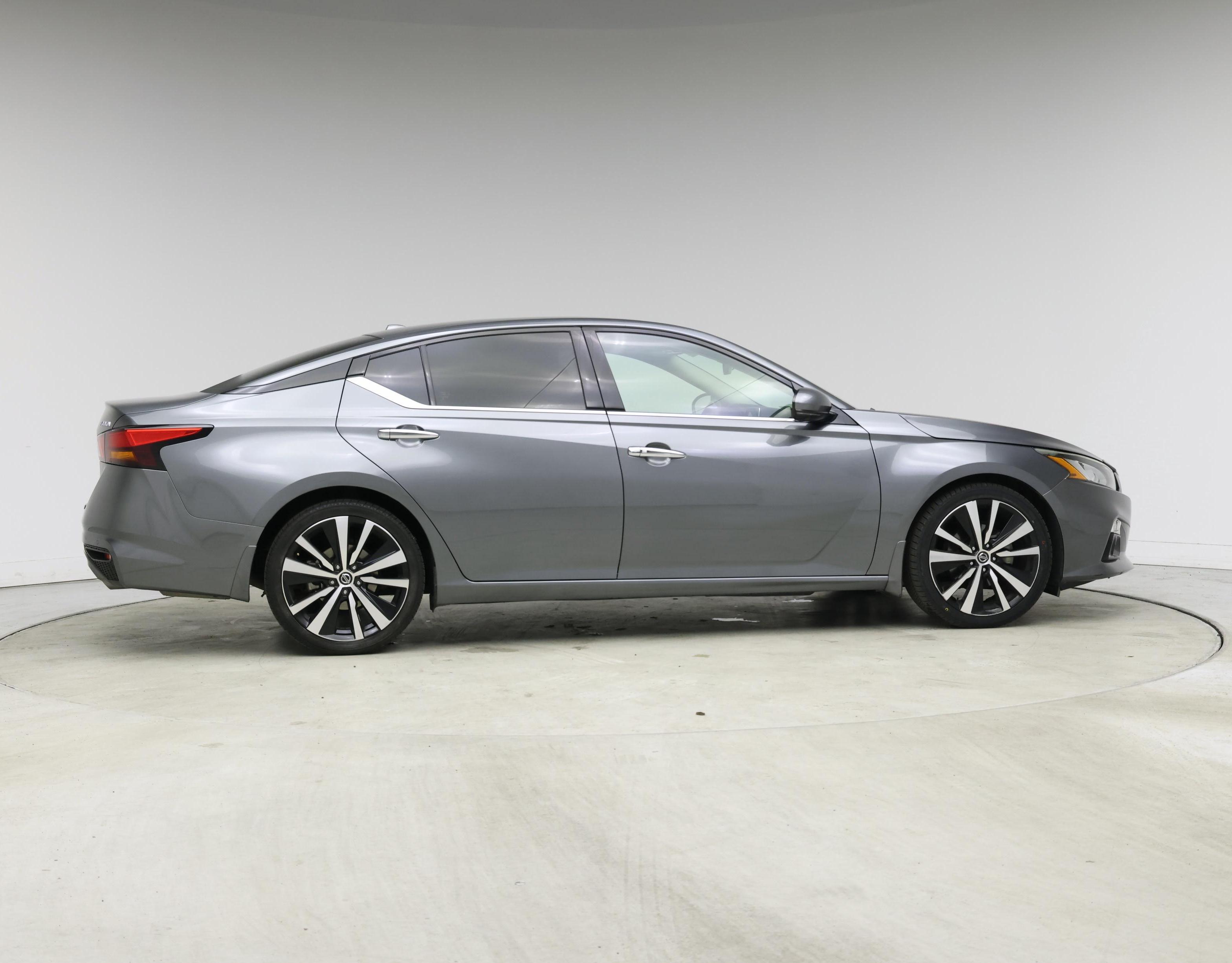 Thumbnail: 2019 Nissan Altima - 7