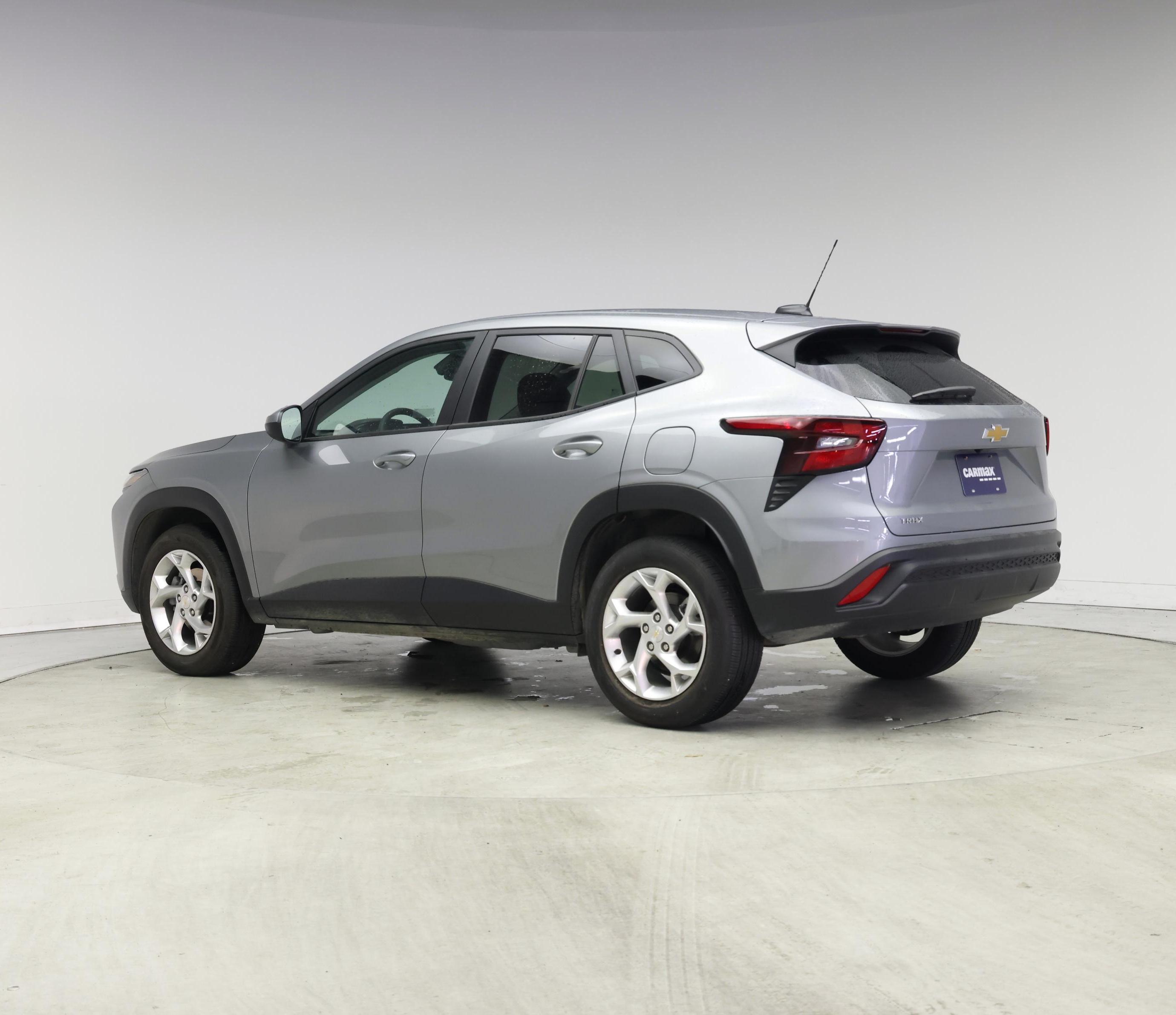 Thumbnail: 2024 Chevrolet Trax - 2