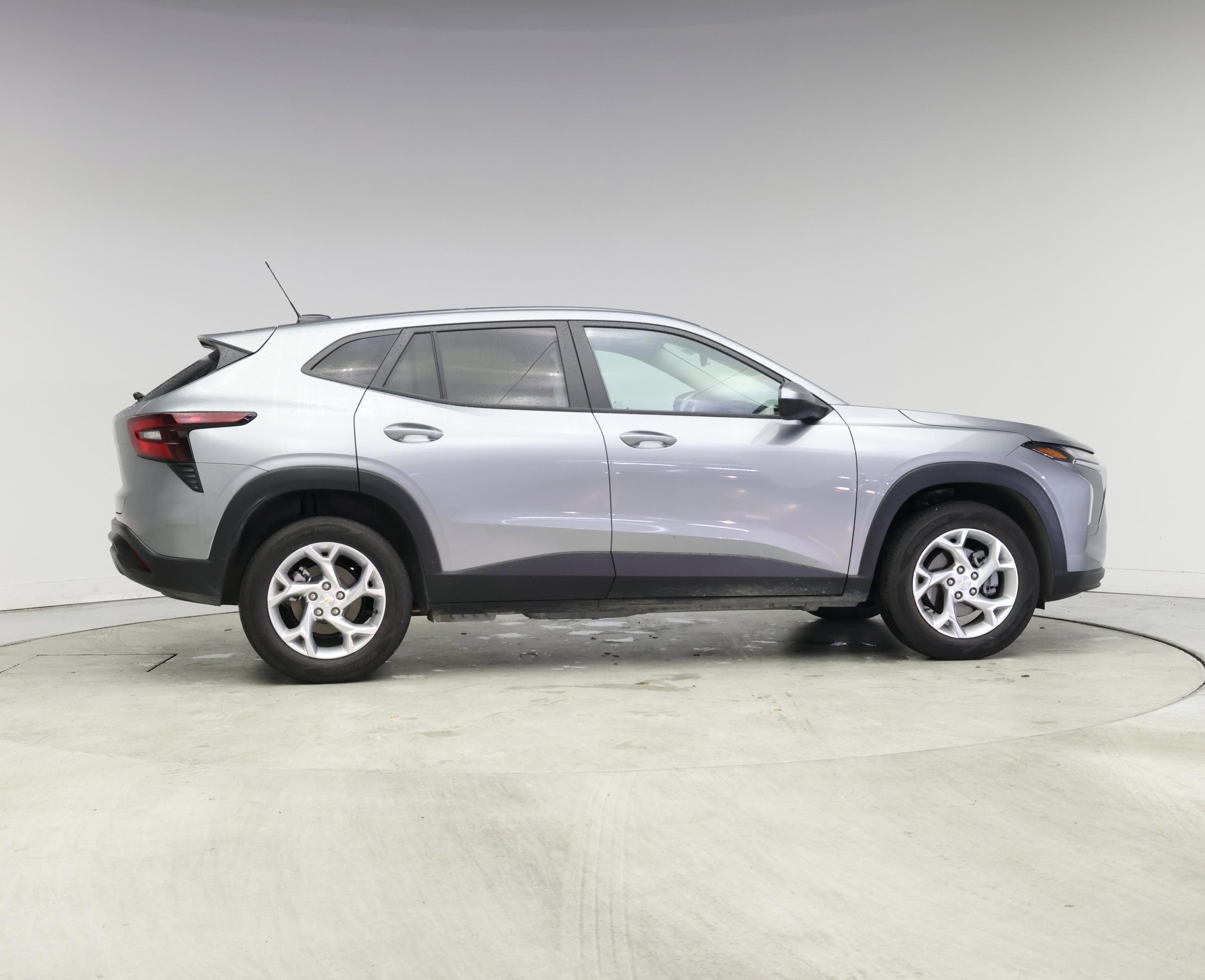 Thumbnail: 2024 Chevrolet Trax - 7