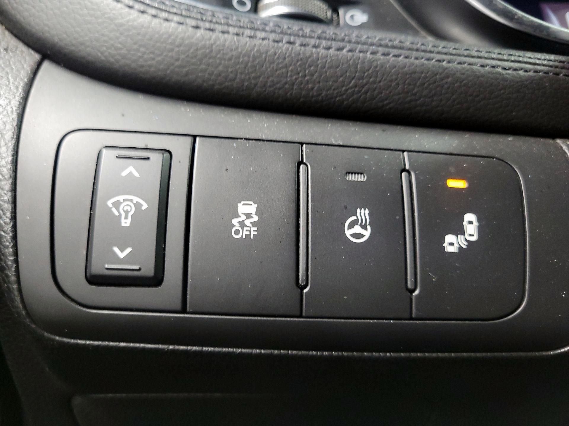 Thumbnail: 2014 Kia Optima - 13