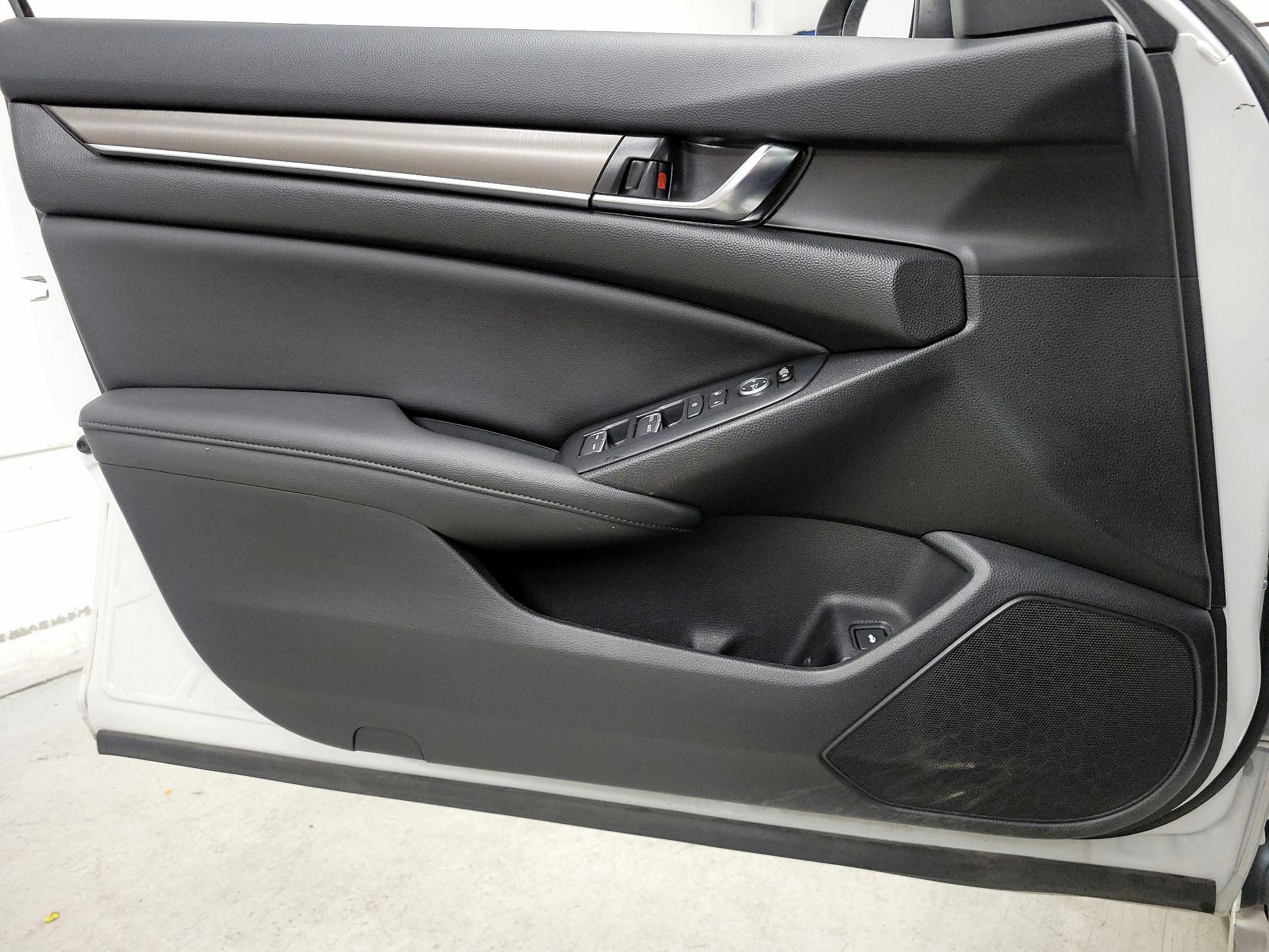 Thumbnail: 2020 Honda Accord - 12