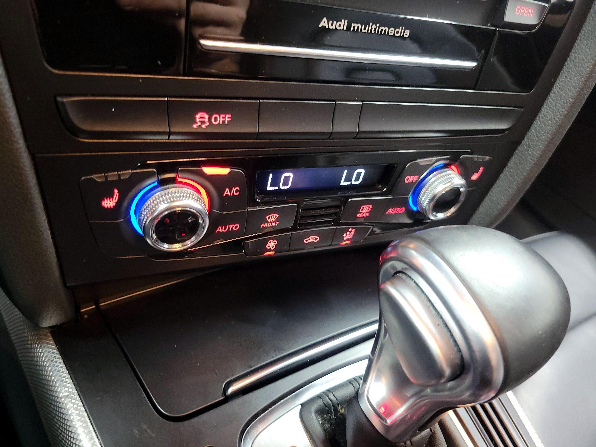 Thumbnail: 2016 Audi A4 - 16