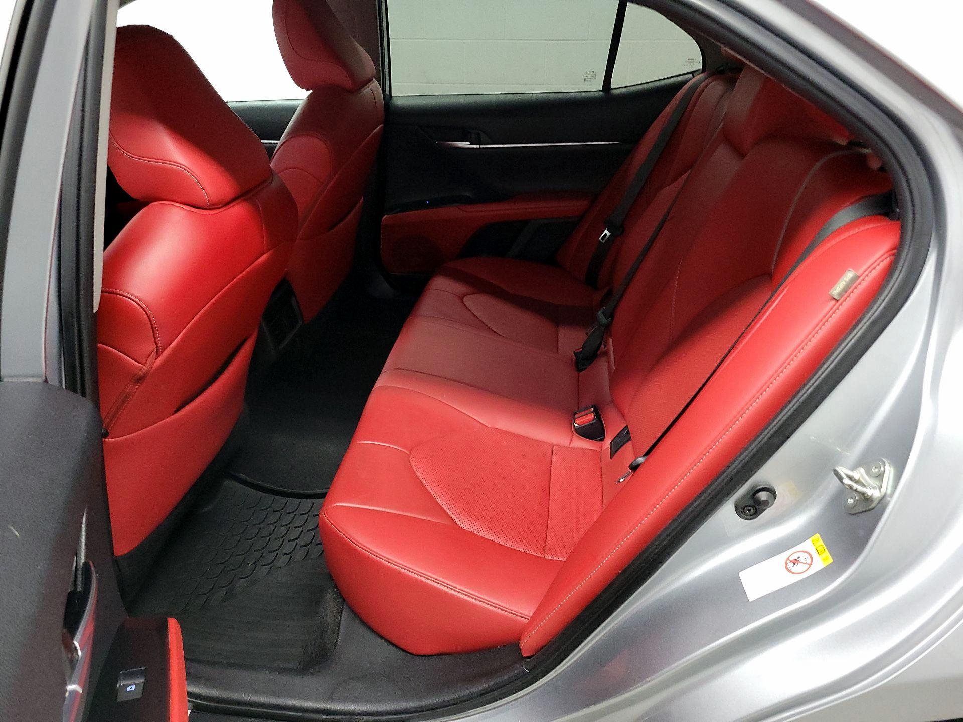 Thumbnail: 2019 Toyota Camry - 19