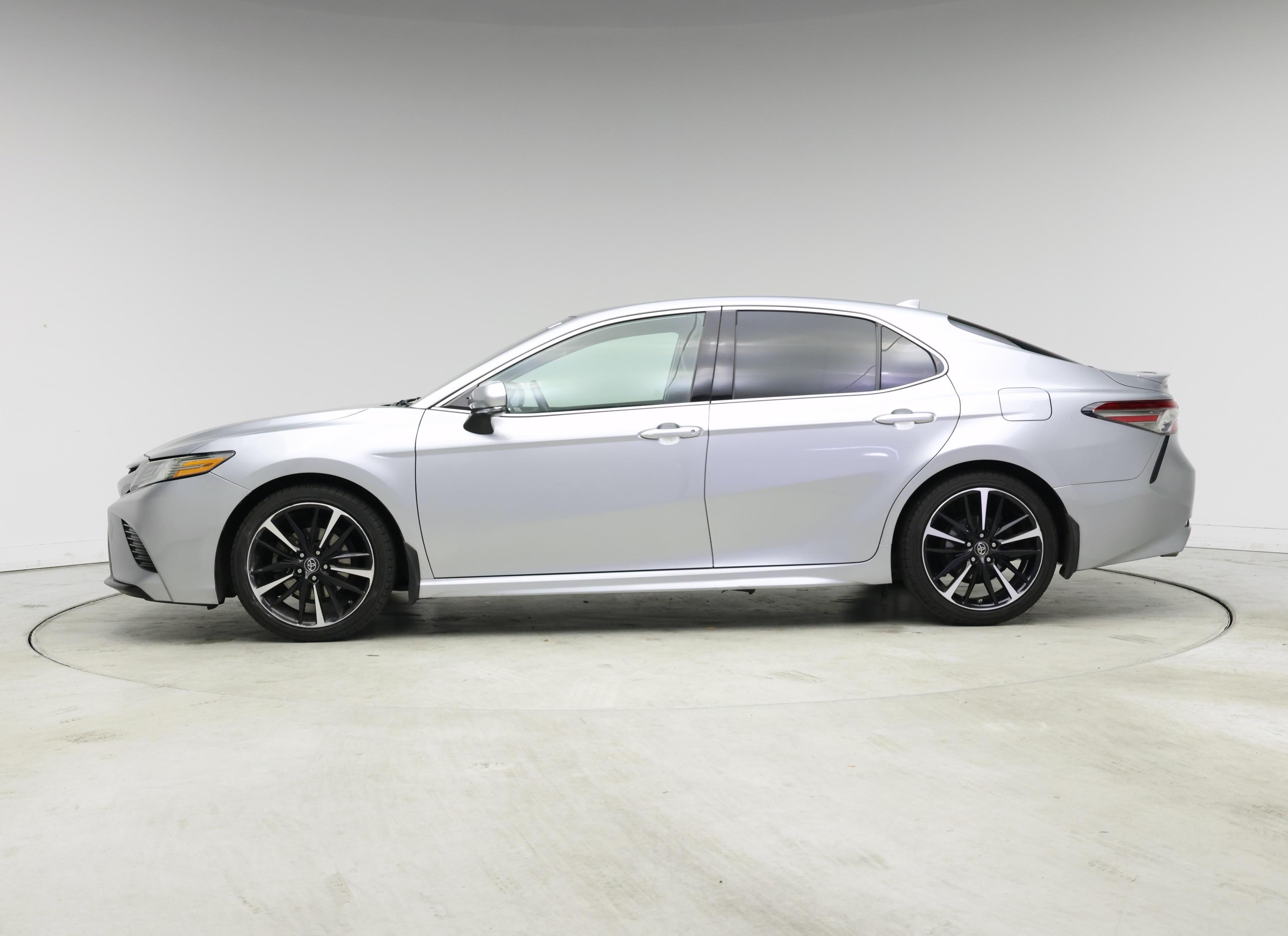 Thumbnail: 2019 Toyota Camry - 3