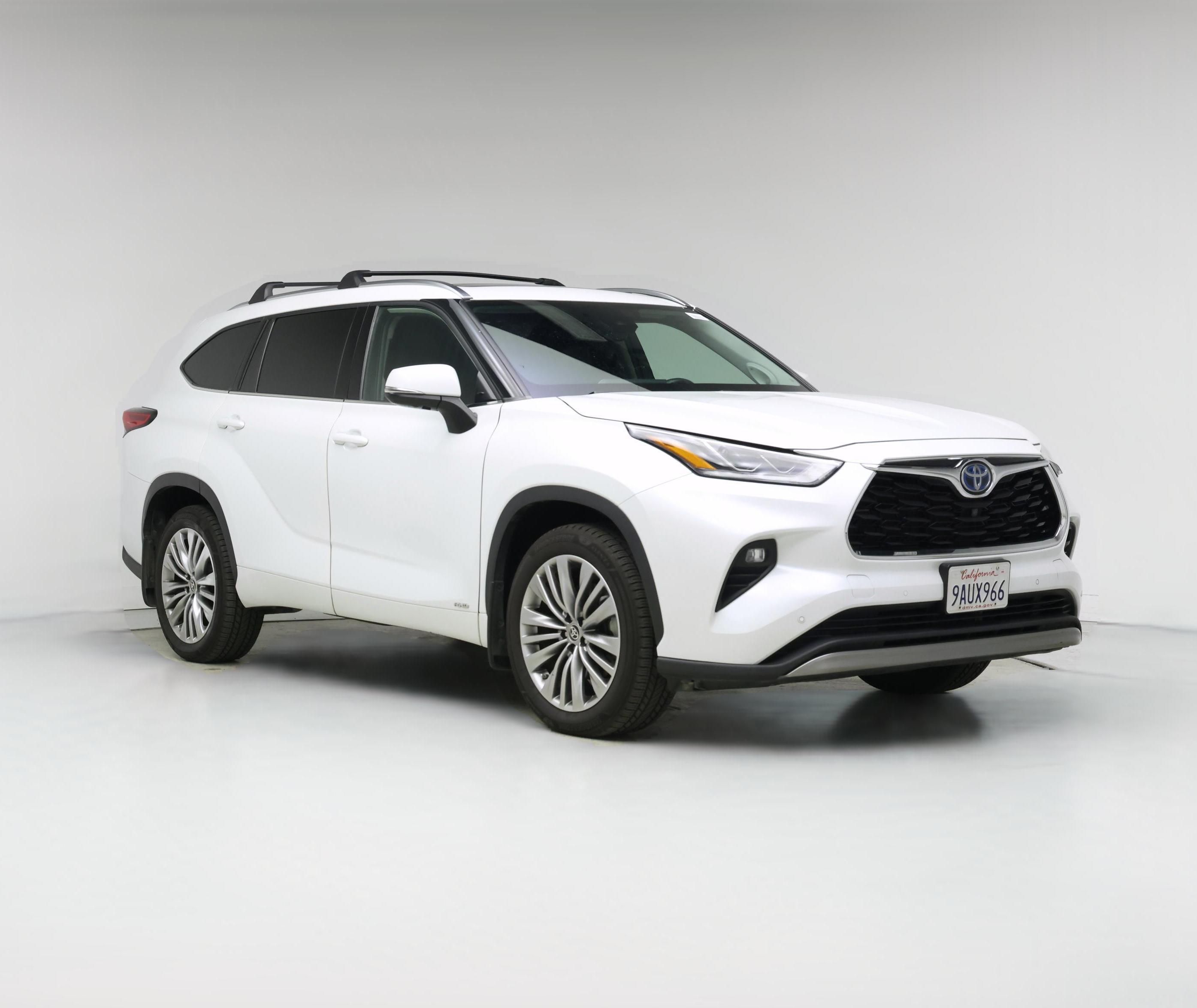 Thumbnail: 2022 Toyota Highlander - 1