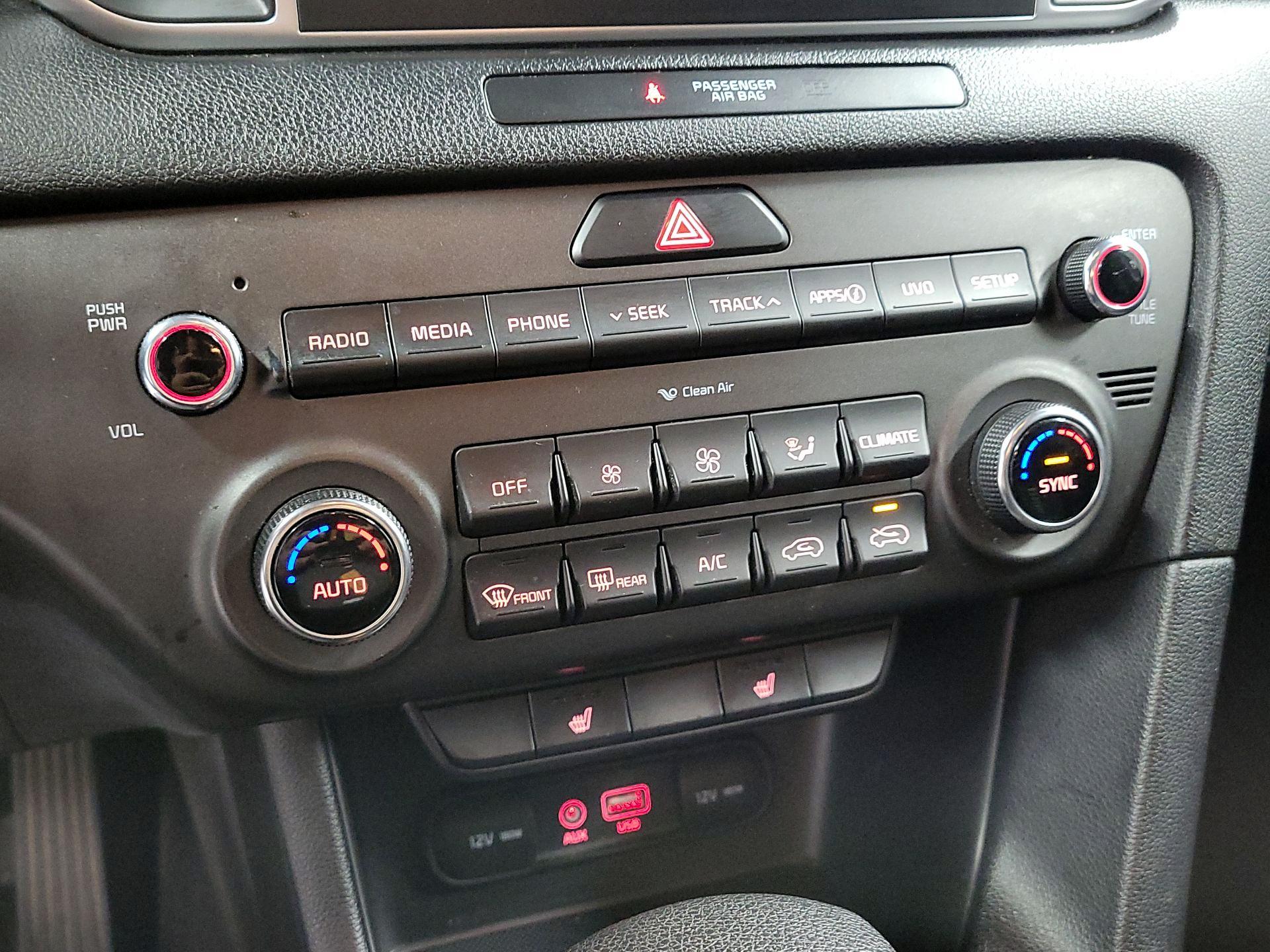 Thumbnail: 2019 Kia Sportage - 15