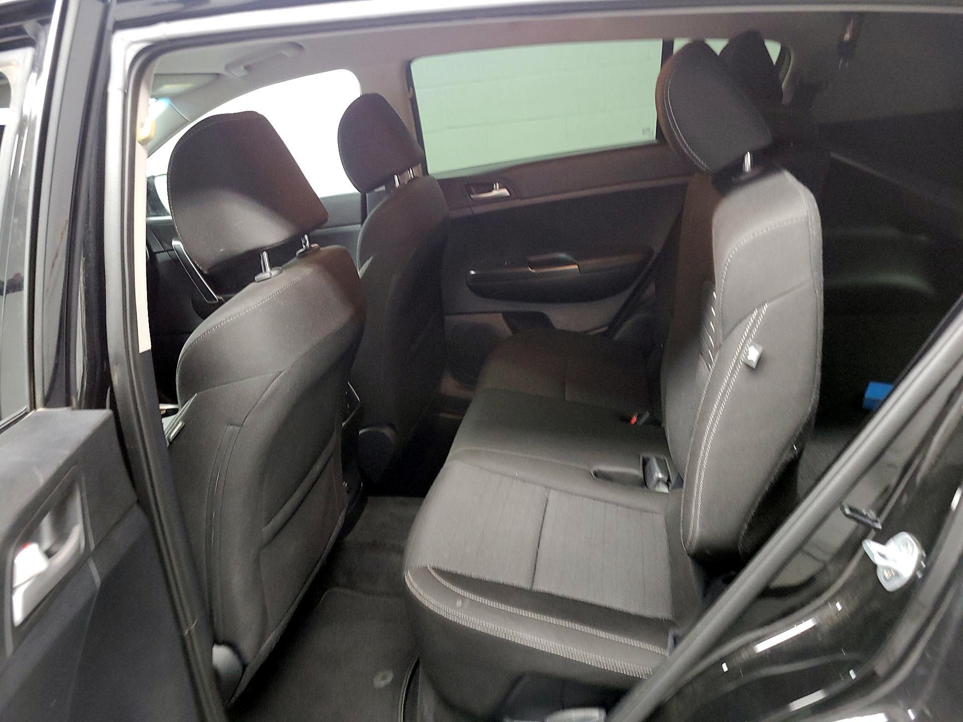 Thumbnail: 2019 Kia Sportage - 17