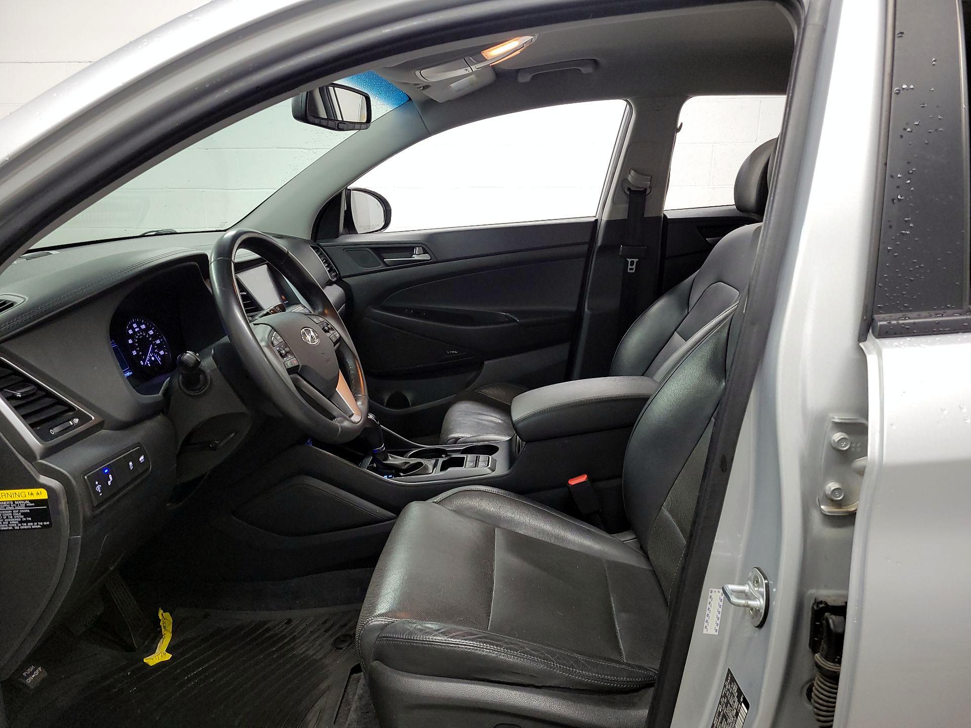 Thumbnail: 2017 Hyundai Tucson - 11