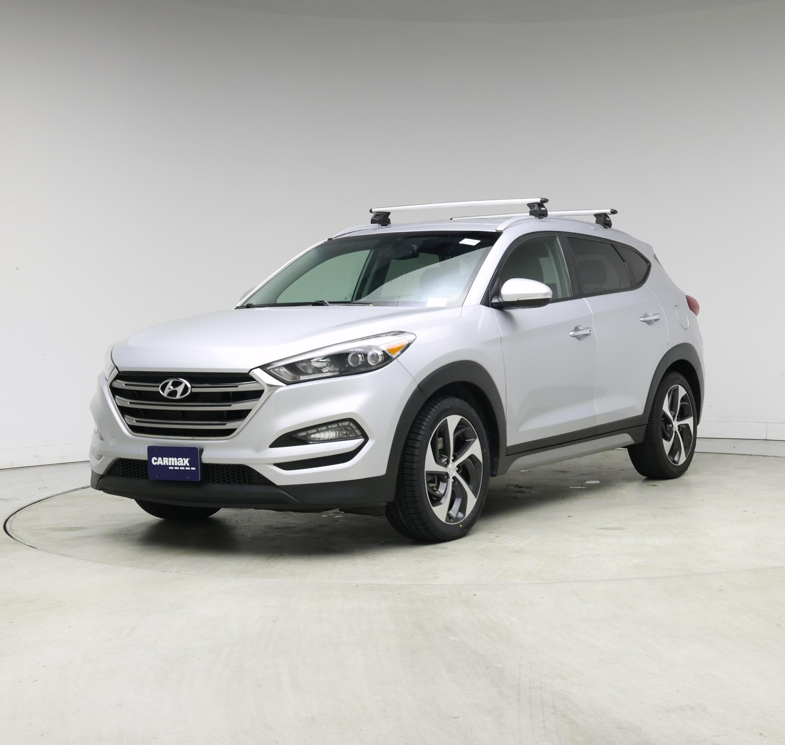 Thumbnail: 2017 Hyundai Tucson - 4