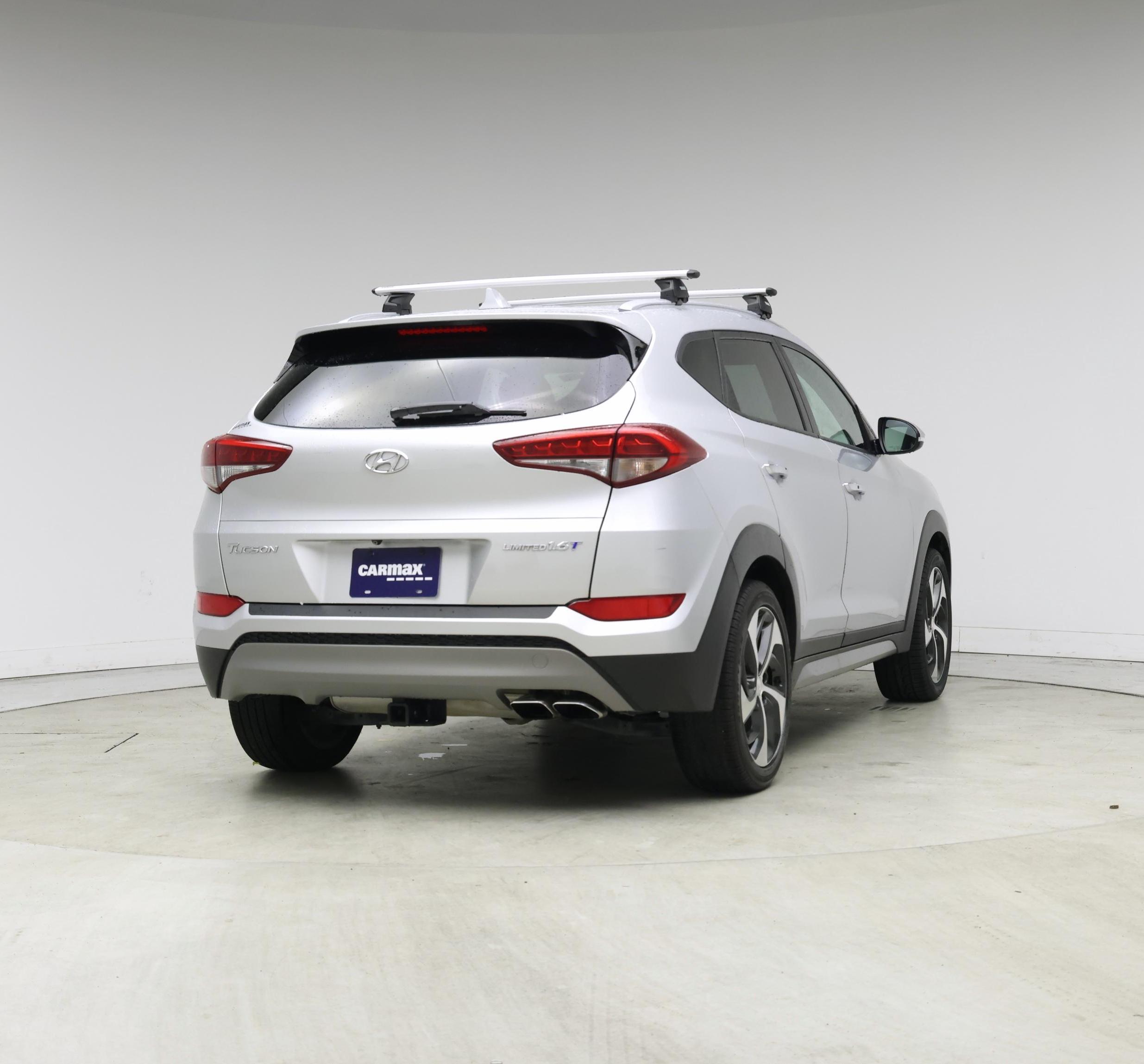 Thumbnail: 2017 Hyundai Tucson - 8