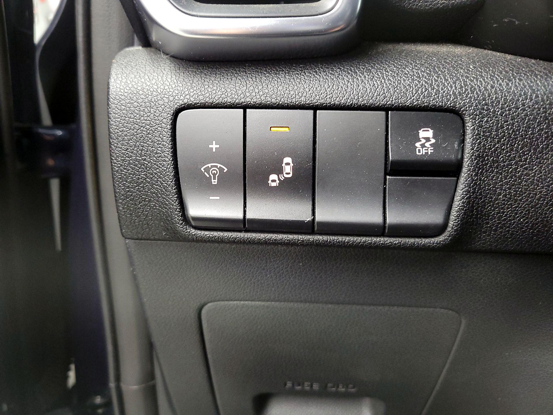 Thumbnail: 2018 Kia Sportage - 13