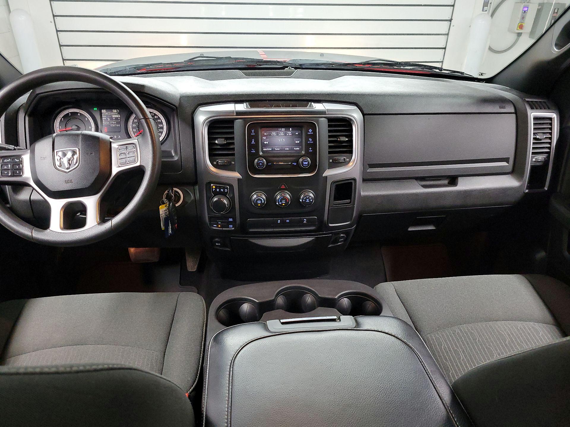 Thumbnail: 2021 RAM 1500 Classic - 9