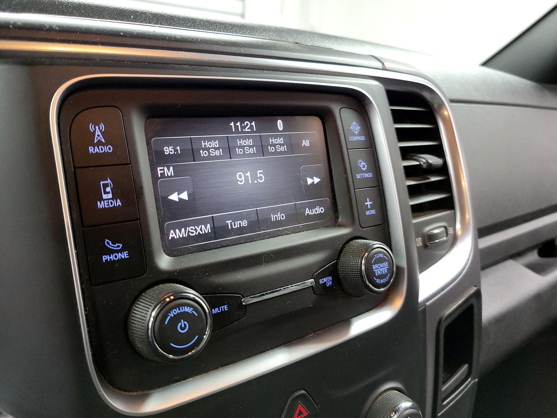 Thumbnail: 2021 RAM 1500 Classic - 15