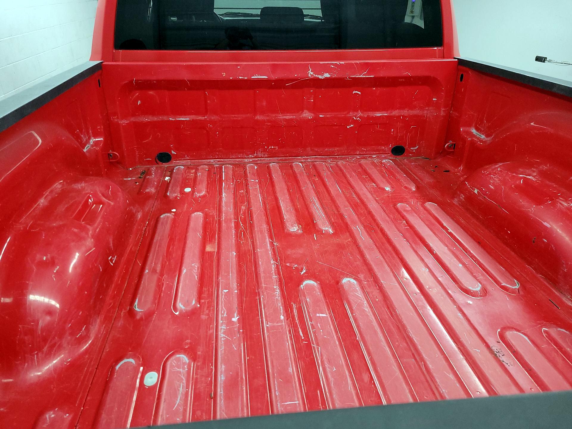 Thumbnail: 2021 RAM 1500 Classic - 19