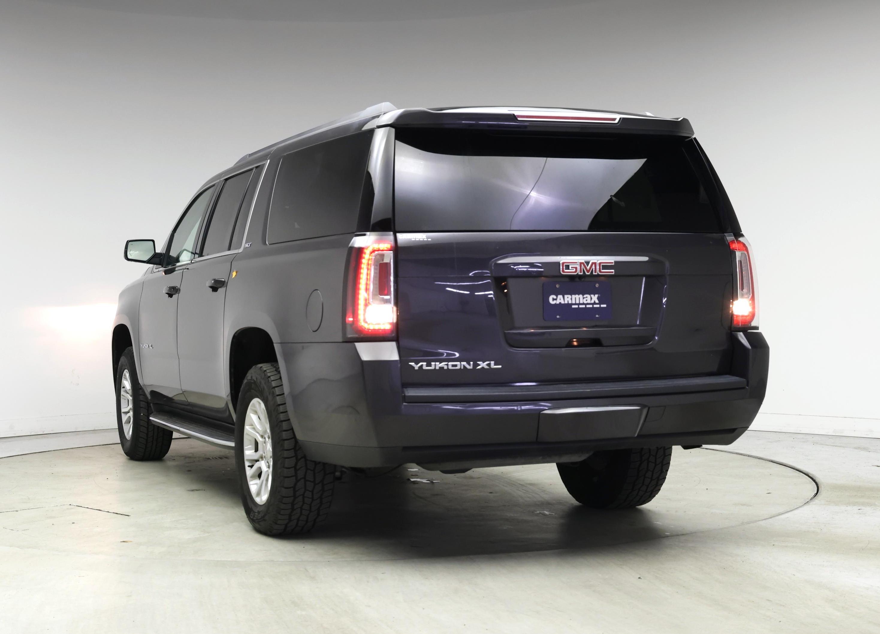 Thumbnail: 2017 GMC Yukon XL - 2