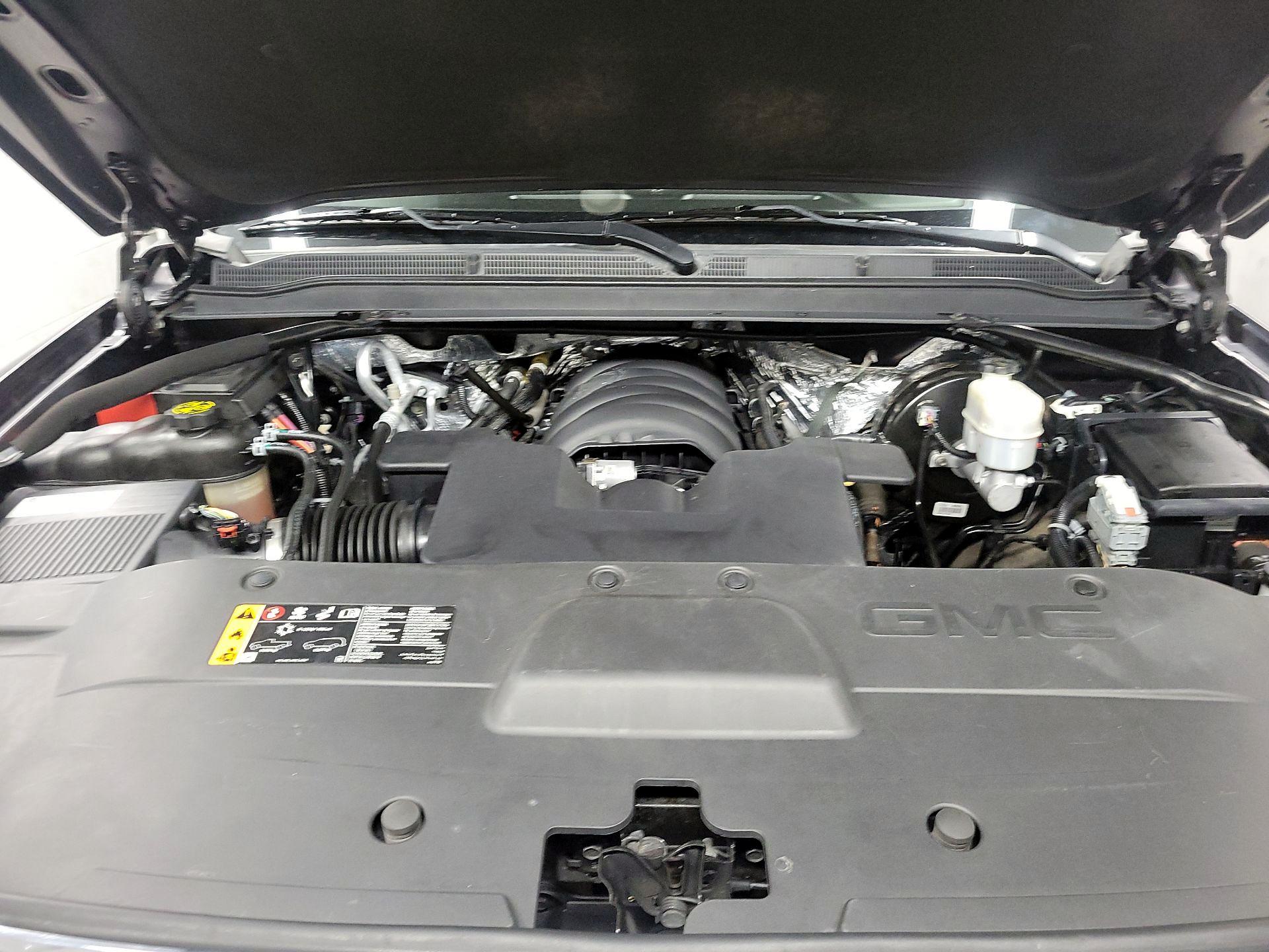 Thumbnail: 2017 GMC Yukon XL - 19