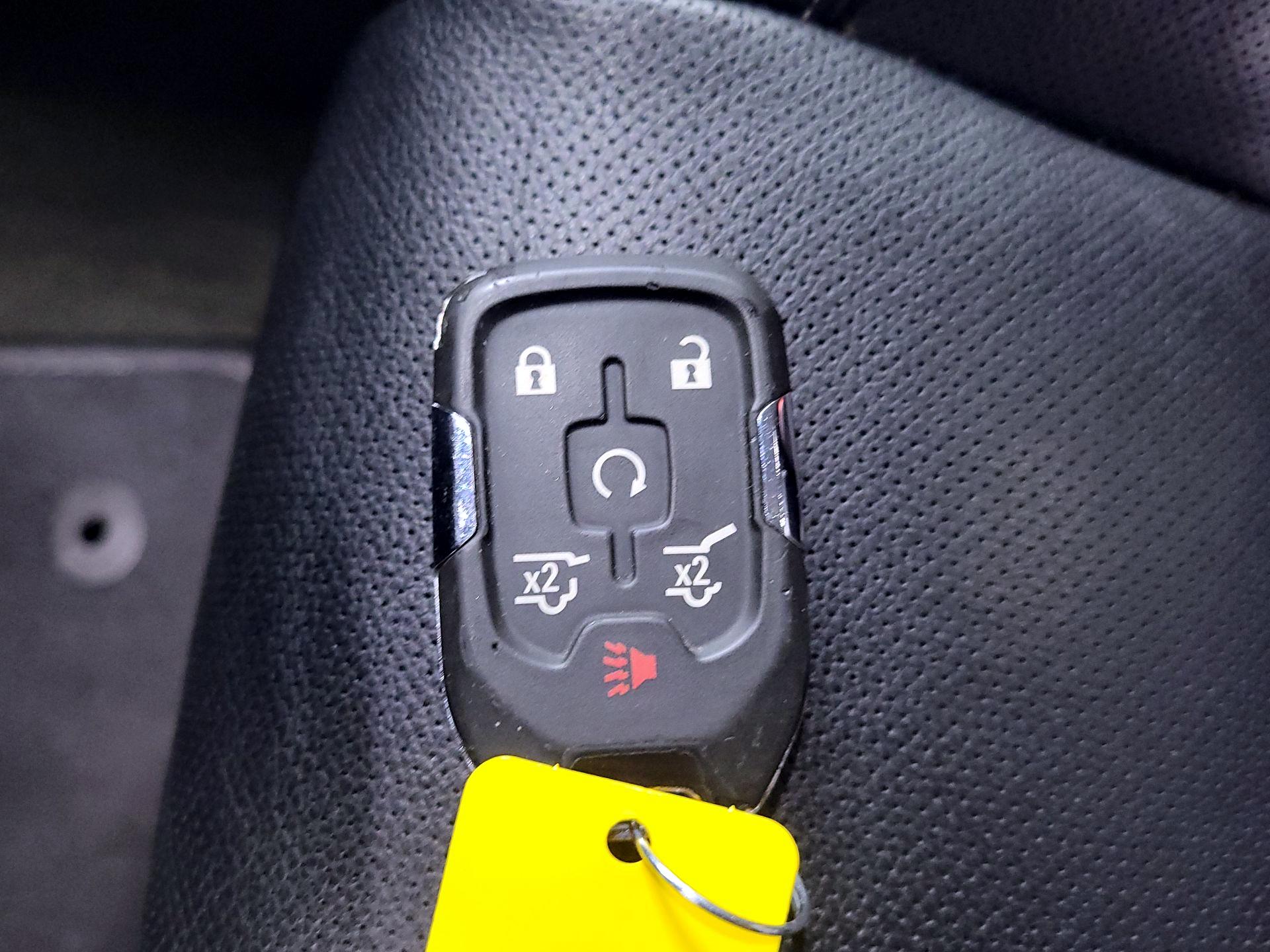 Thumbnail: 2017 GMC Yukon XL - 20