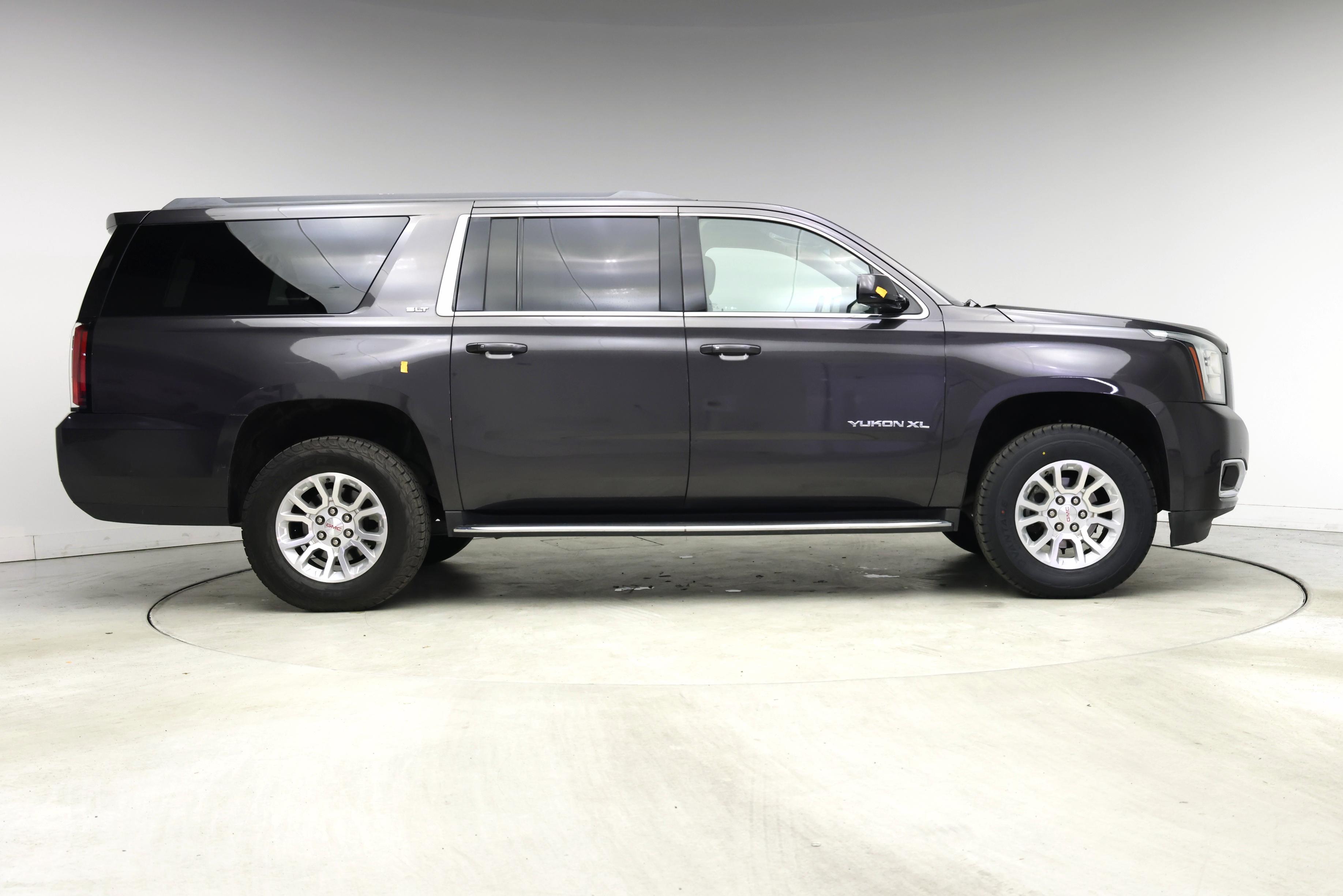 Thumbnail: 2017 GMC Yukon XL - 7