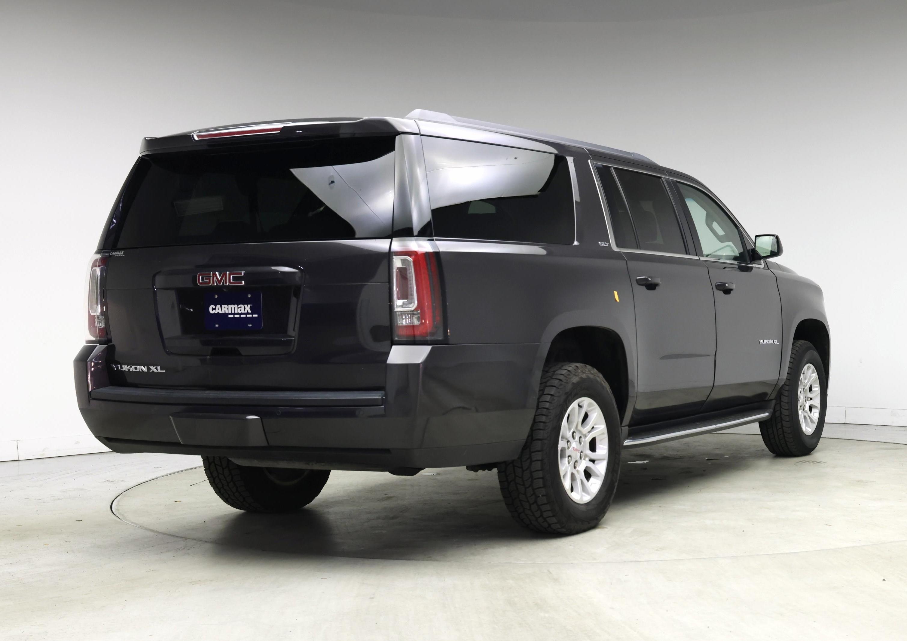 Thumbnail: 2017 GMC Yukon XL - 8