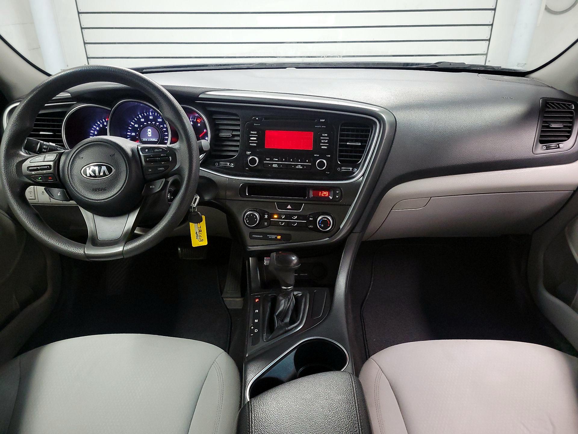 Thumbnail: 2015 Kia Optima - 9