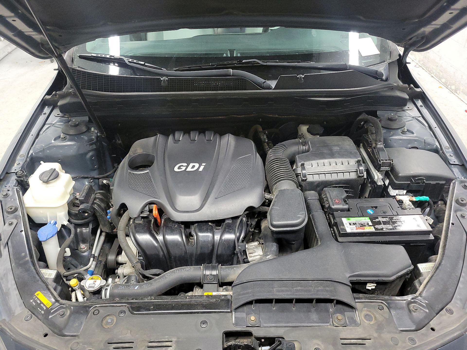 Thumbnail: 2015 Kia Optima - 18