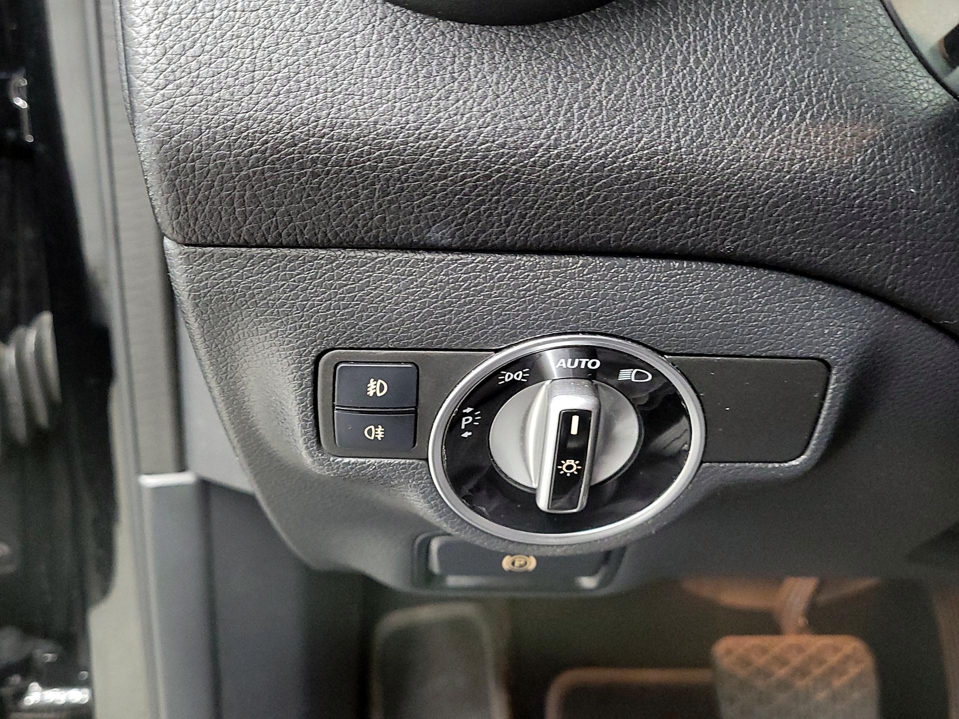 Thumbnail: 2019 Mercedes-Benz GLA - 13