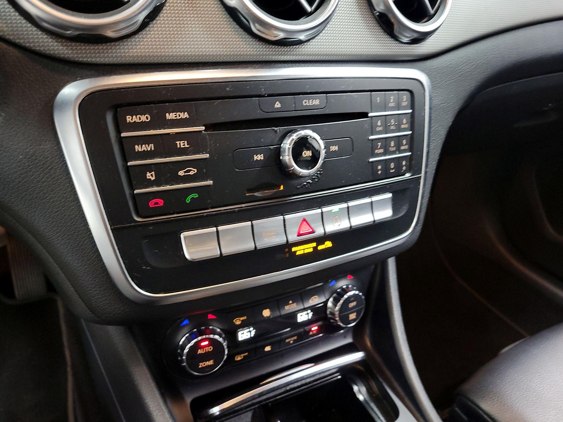 Thumbnail: 2019 Mercedes-Benz GLA - 15