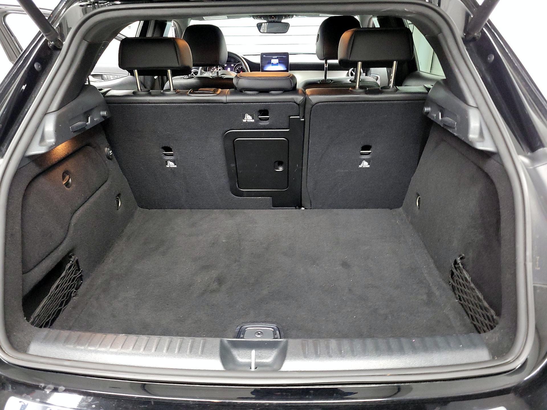 Thumbnail: 2019 Mercedes-Benz GLA - 18