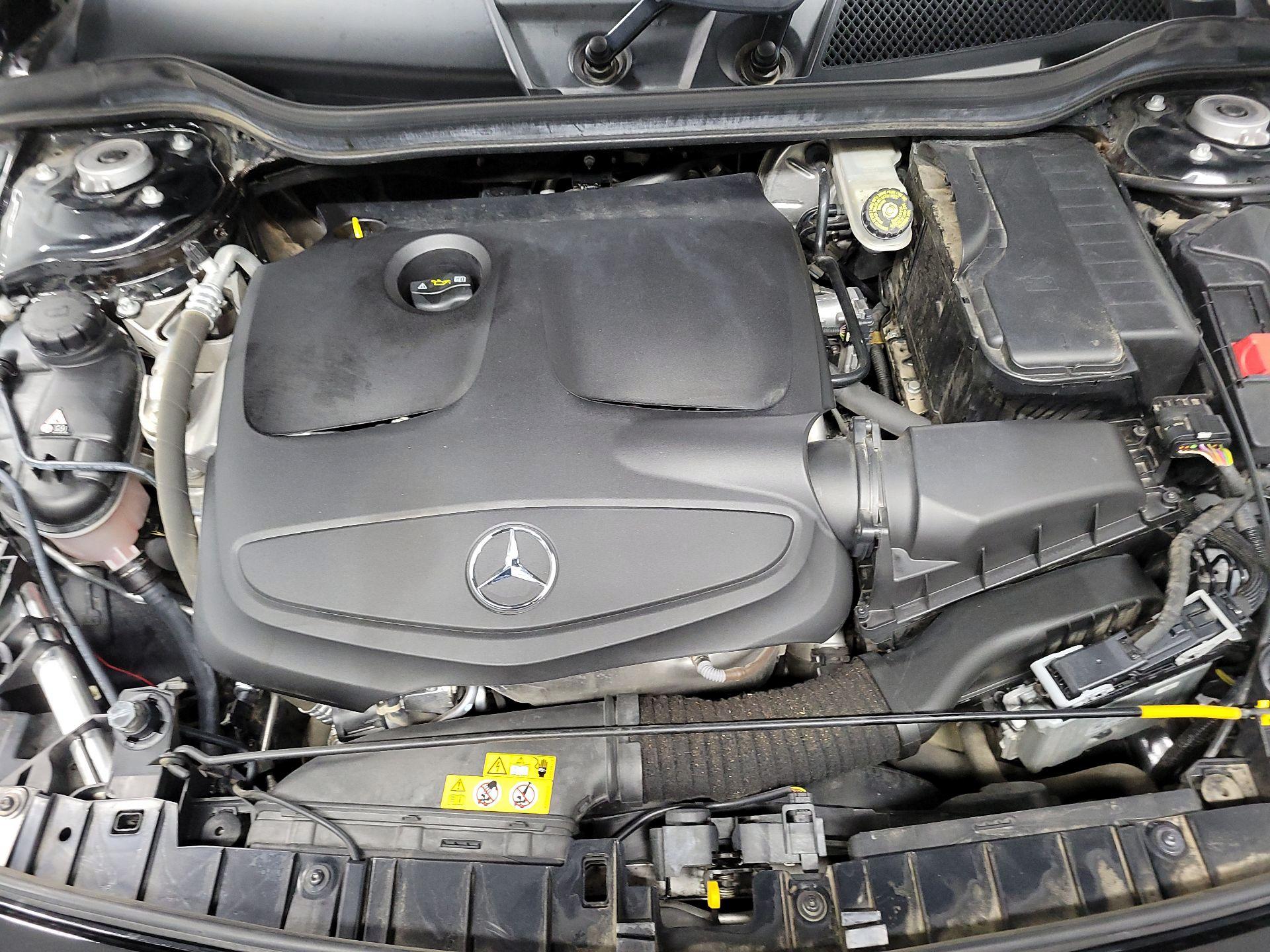 Thumbnail: 2019 Mercedes-Benz GLA - 19