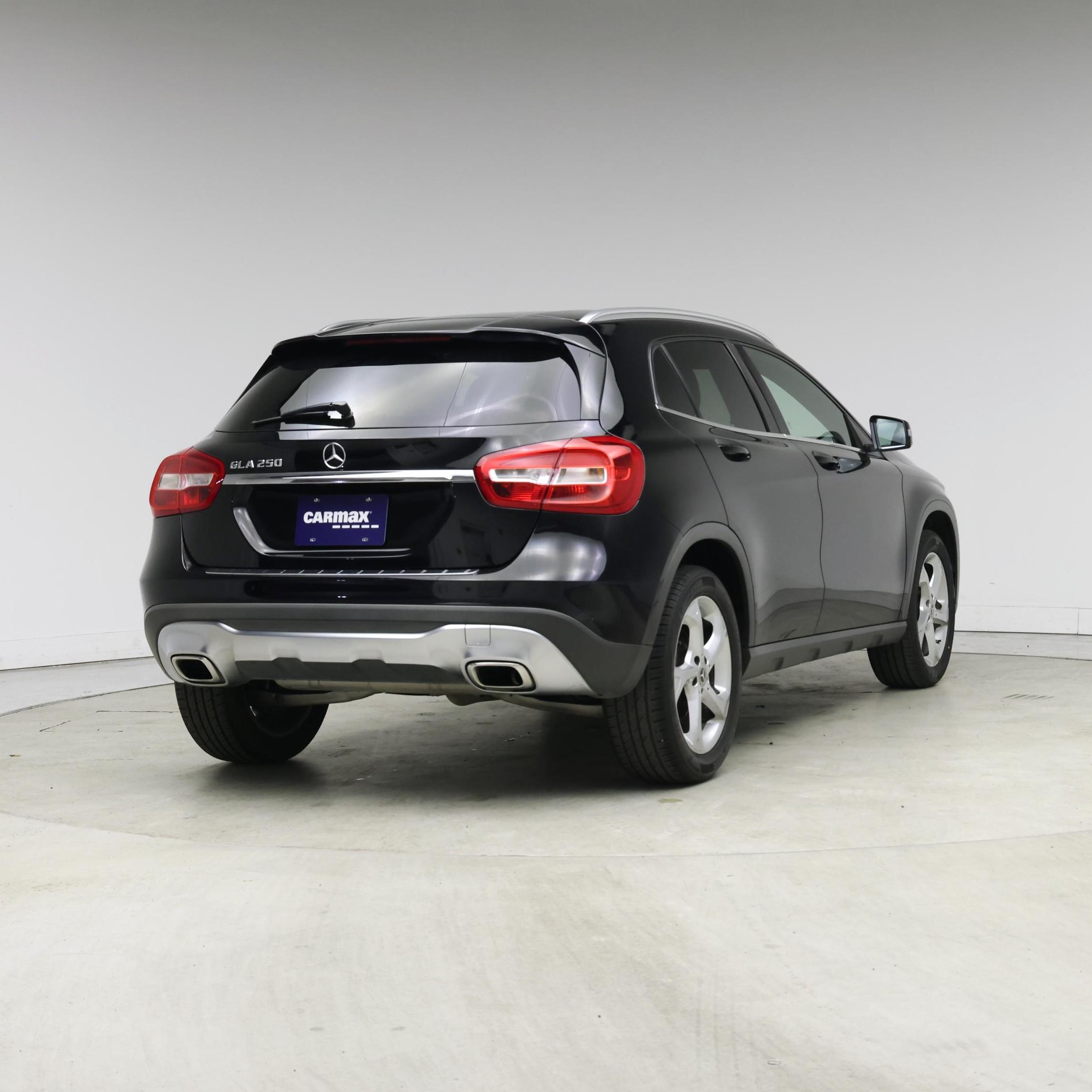 Thumbnail: 2019 Mercedes-Benz GLA - 8