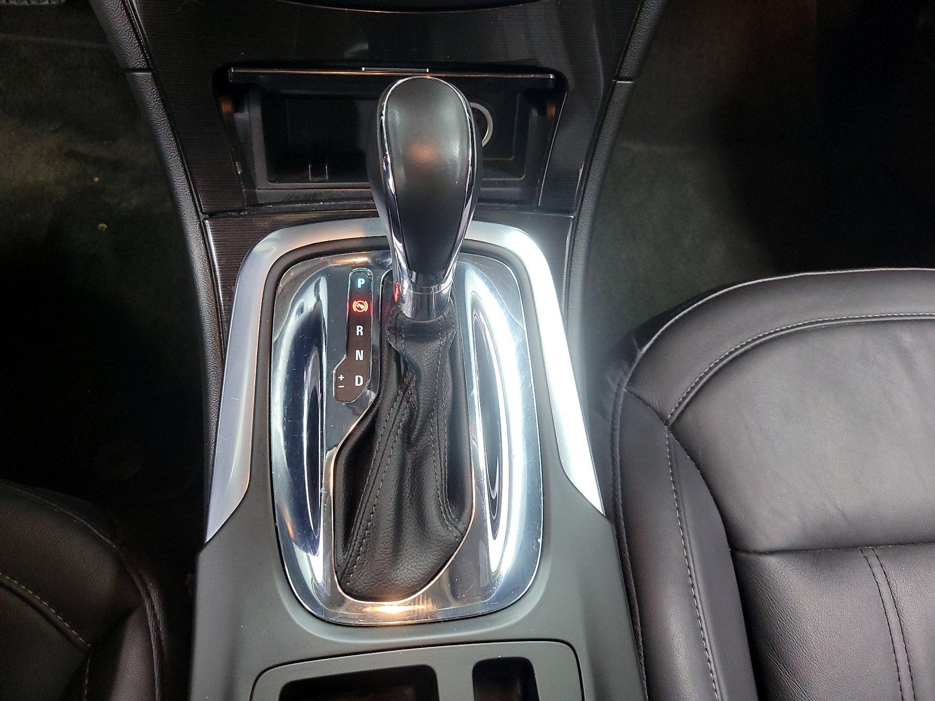 Thumbnail: 2017 Buick Regal - 17