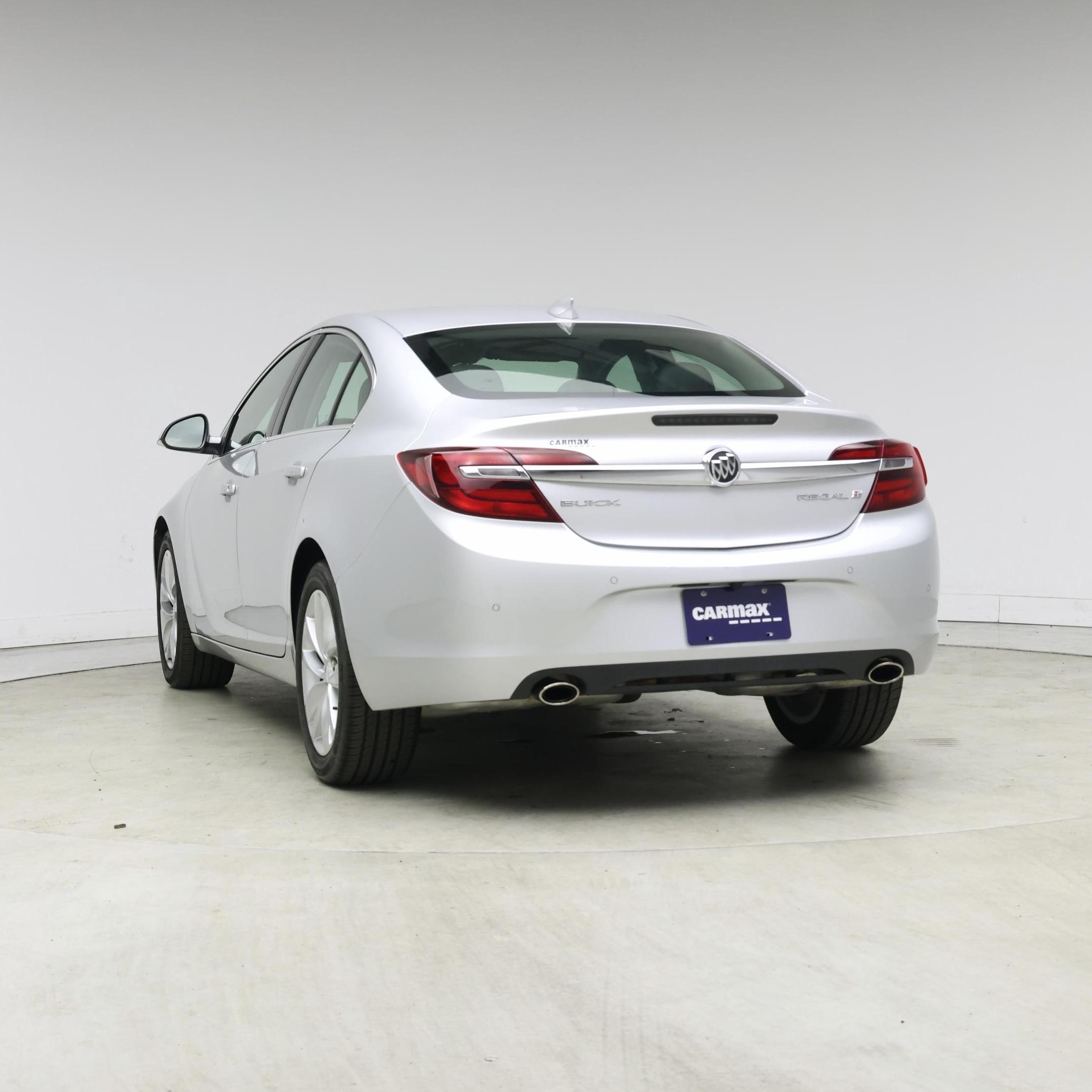 Thumbnail: 2017 Buick Regal - 2