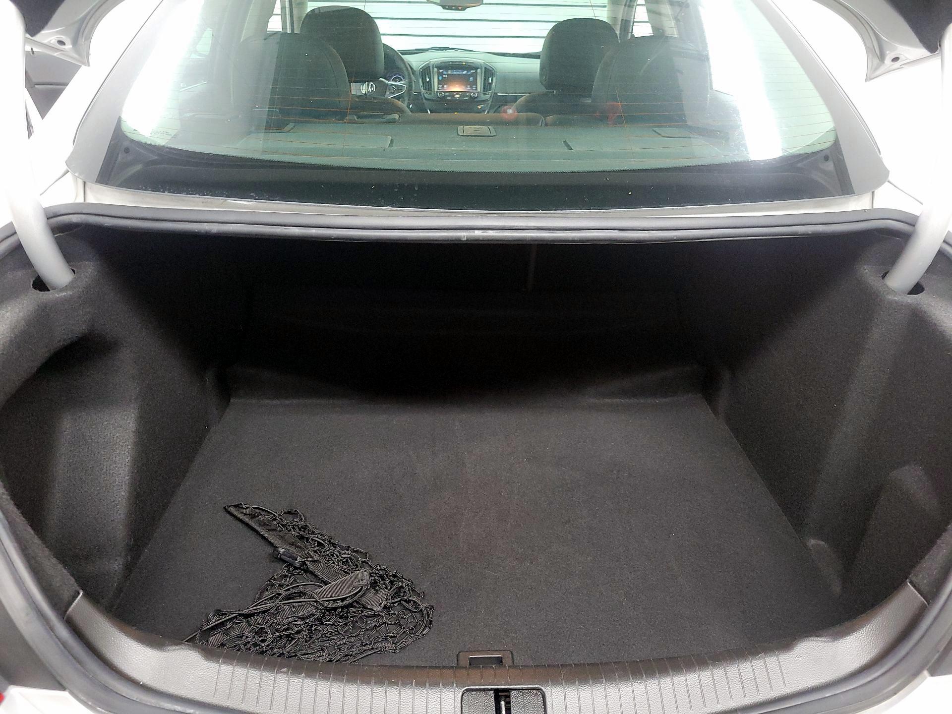 Thumbnail: 2017 Buick Regal - 19