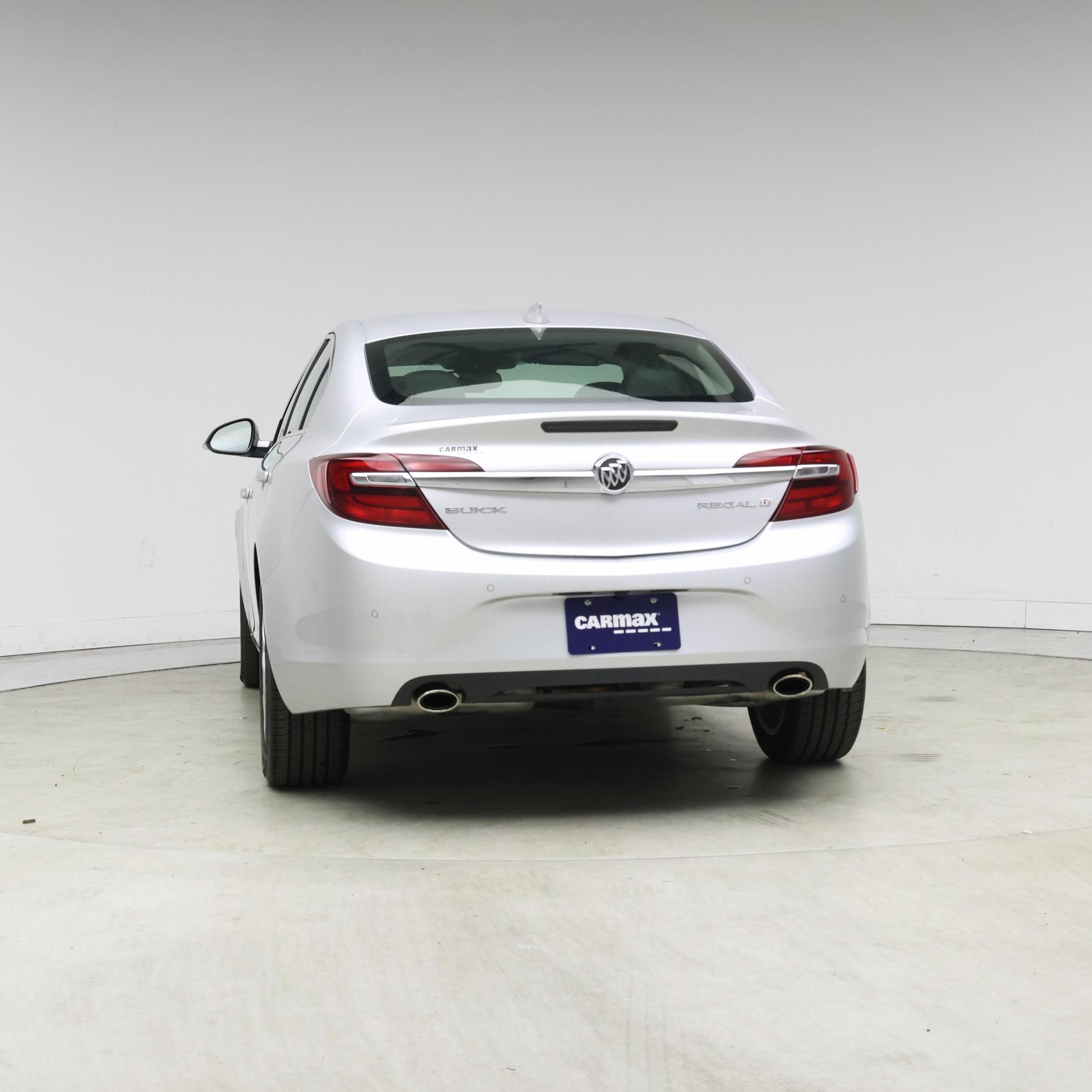 Thumbnail: 2017 Buick Regal - 6