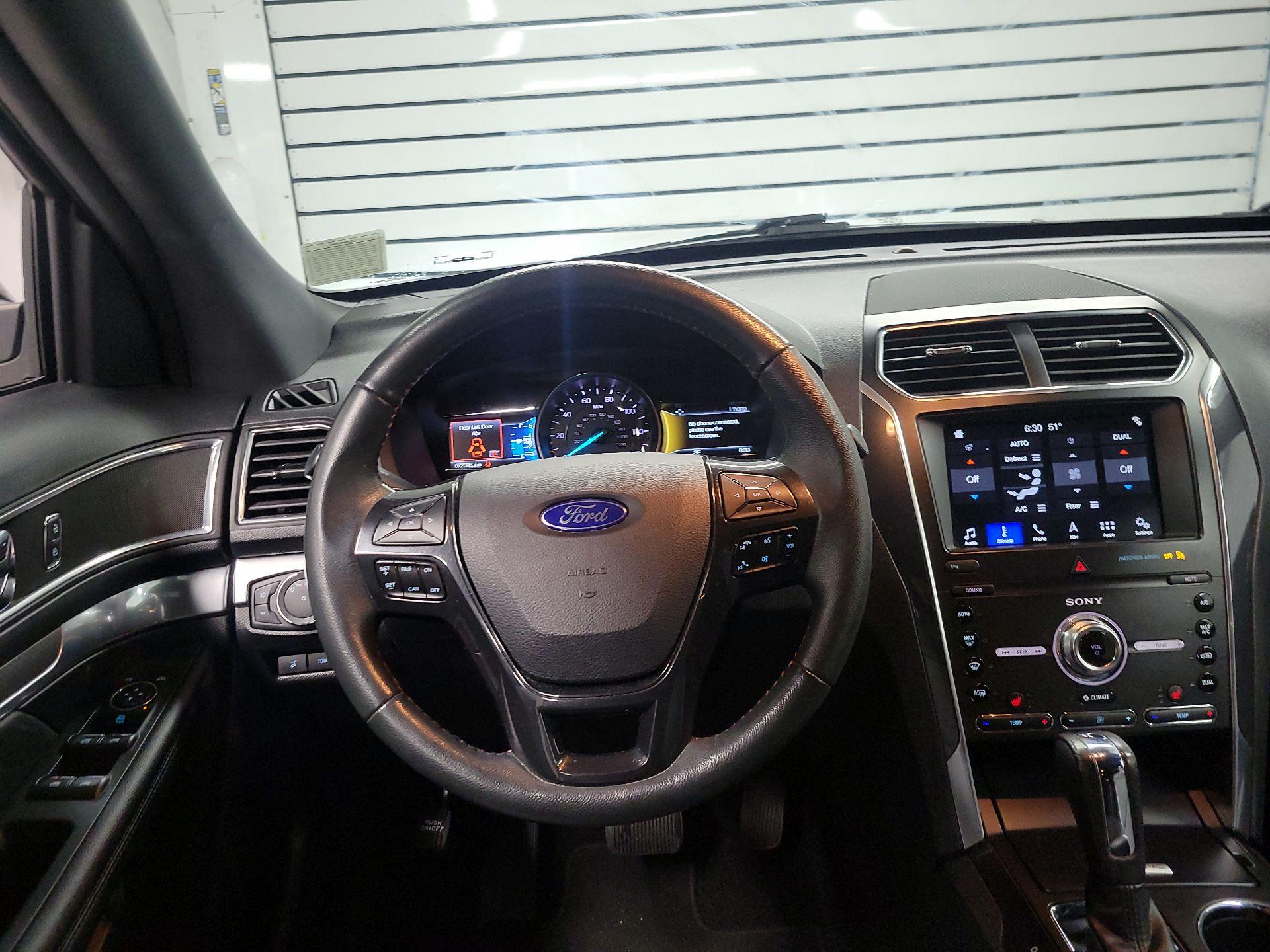 Thumbnail: 2019 Ford Explorer - 10